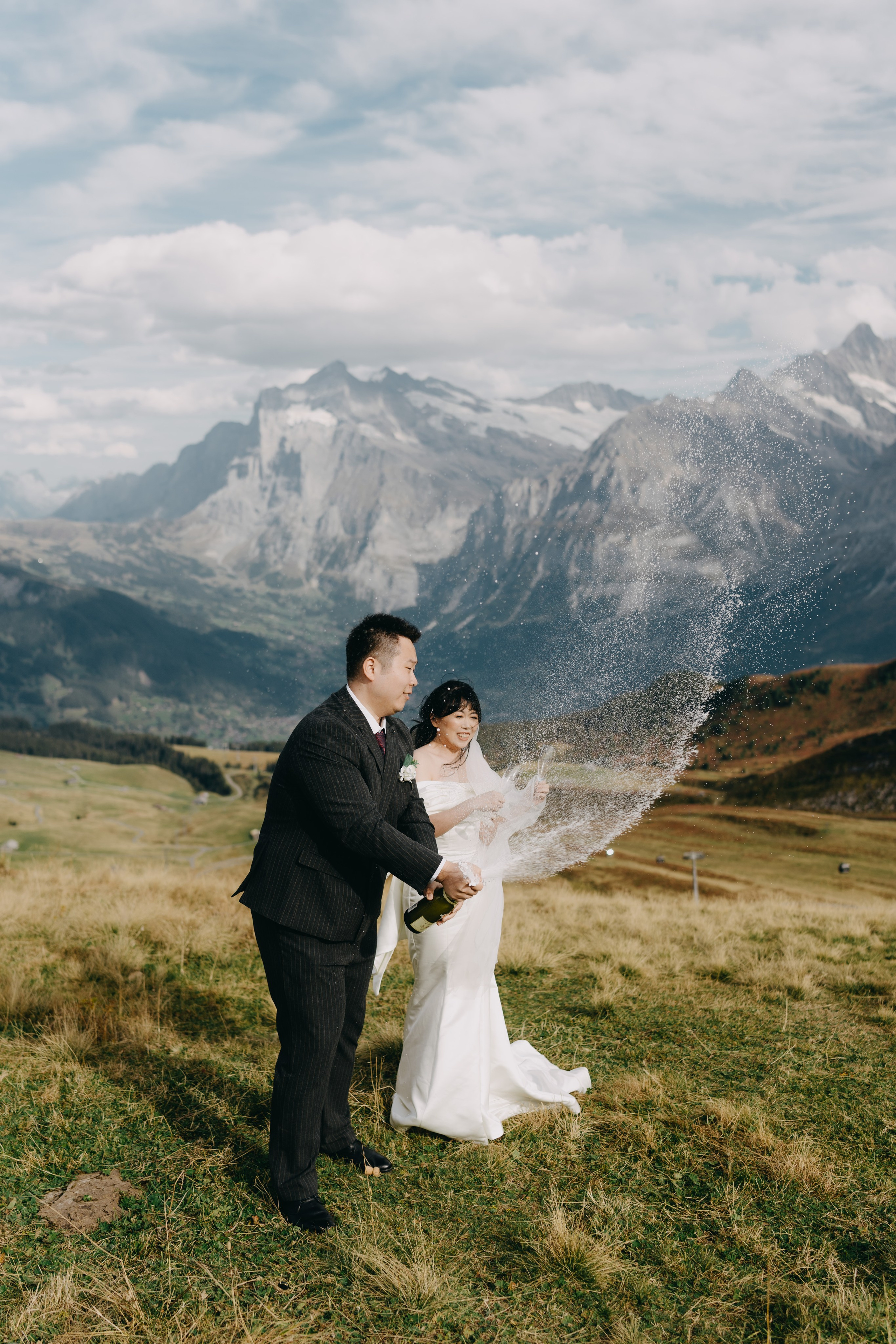 Wedding Photography elopement in Switzerland Europe. Professional Wedding Photographer Geneva & Romande Switzerland | Tanya Creator