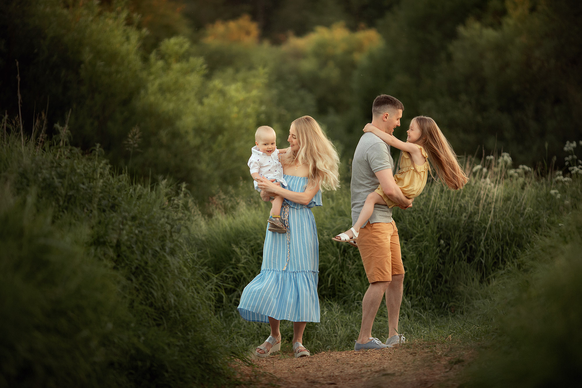 Семейная фотосессия в рамках мастер-класса в Вологде. Tatyana Nadezhdina Family photographer
