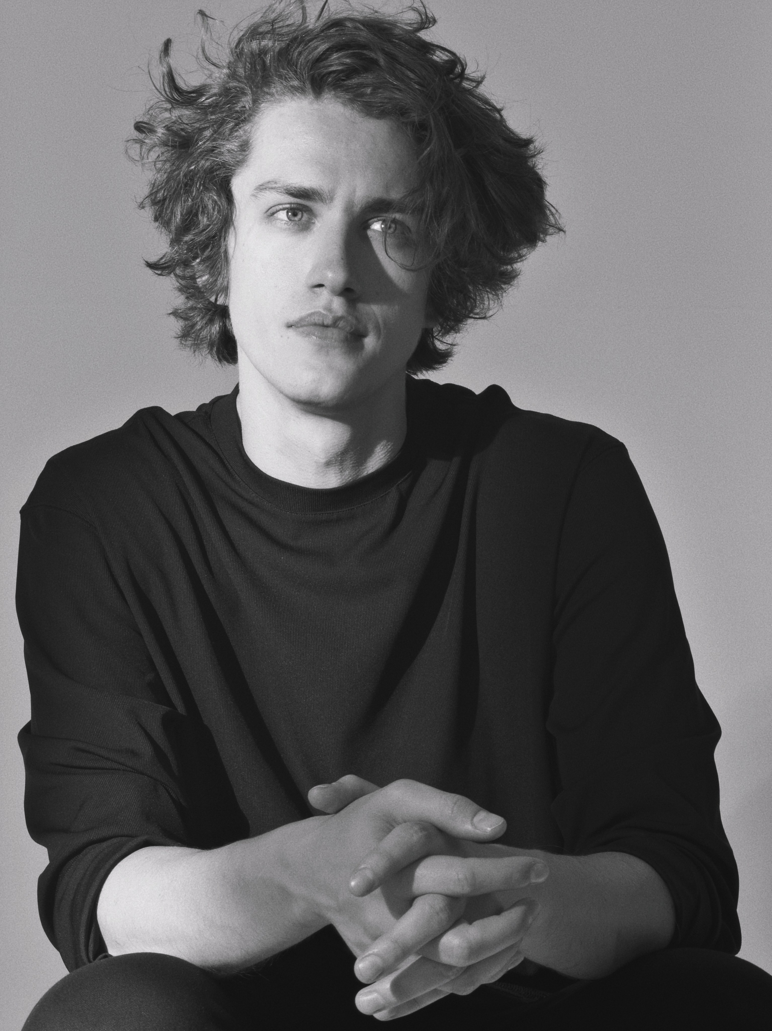 Фотограф интерьера, мебели и портрета в Санкт-Петербурге