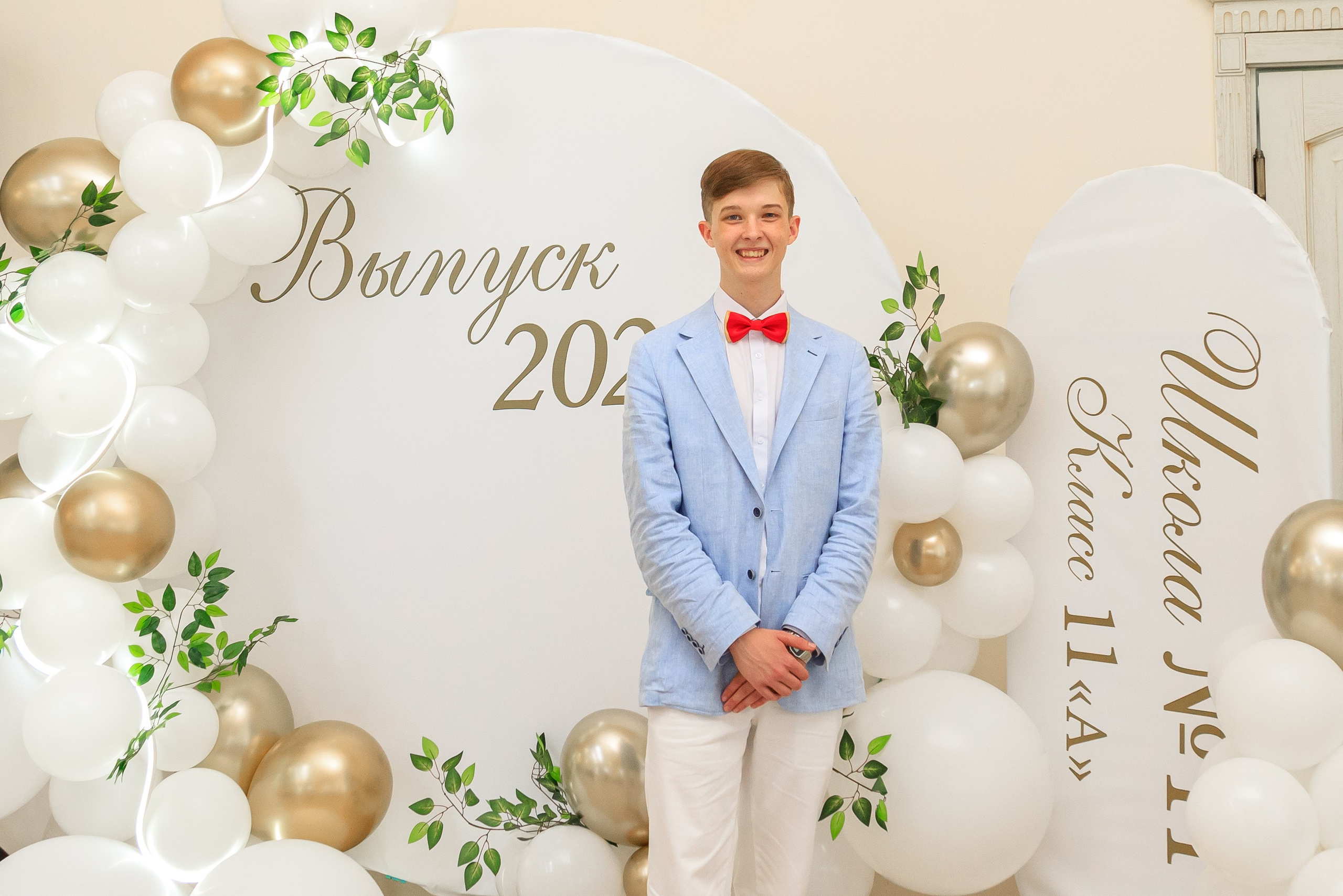 Выпускной. Выпускные альбомы — заказать альбом на выпускной в Новосибирске