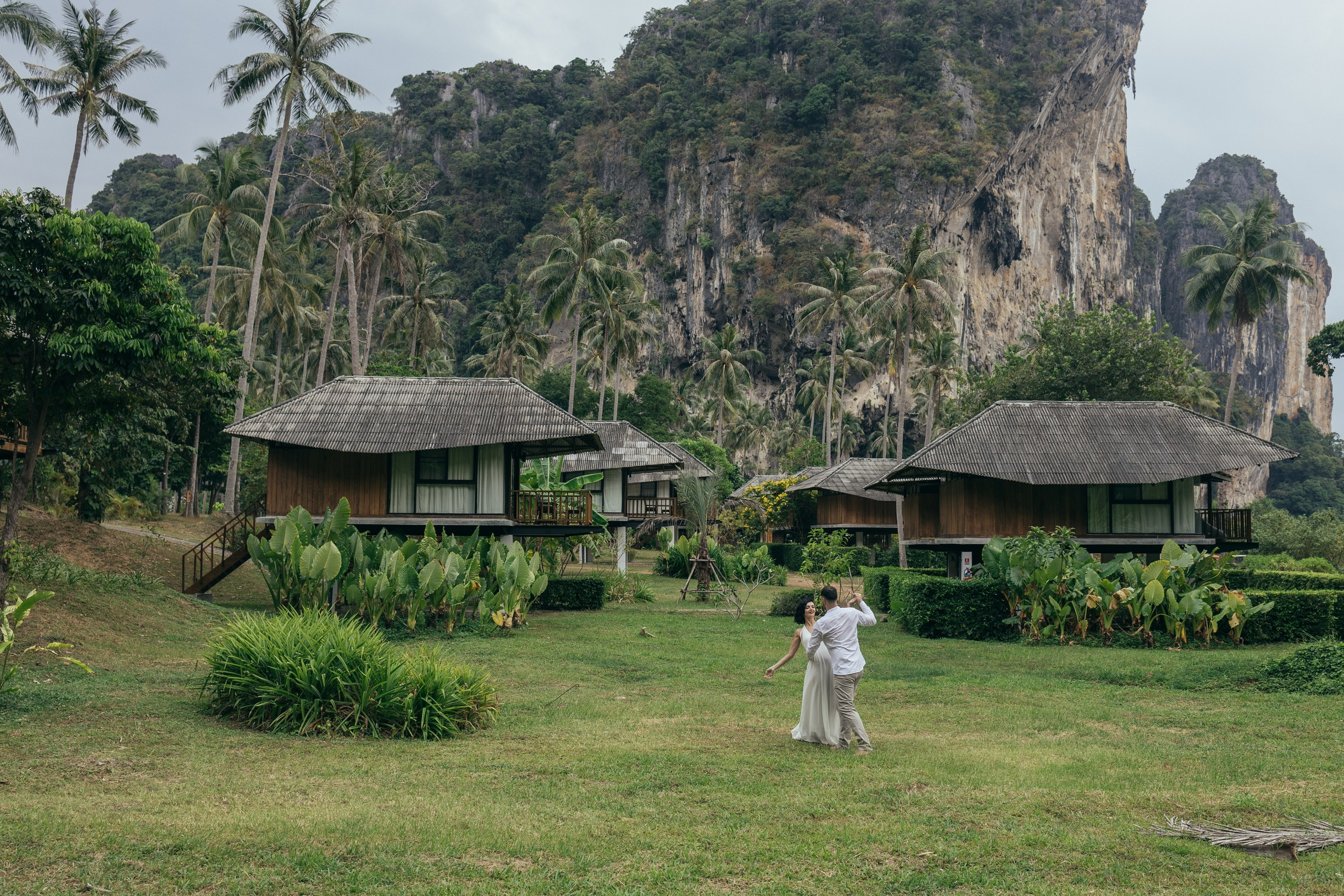 Family photoshoots in Bangkok, Thailand. Fedor Lemeshko — Destination Wedding and Family Lifestyle photographer