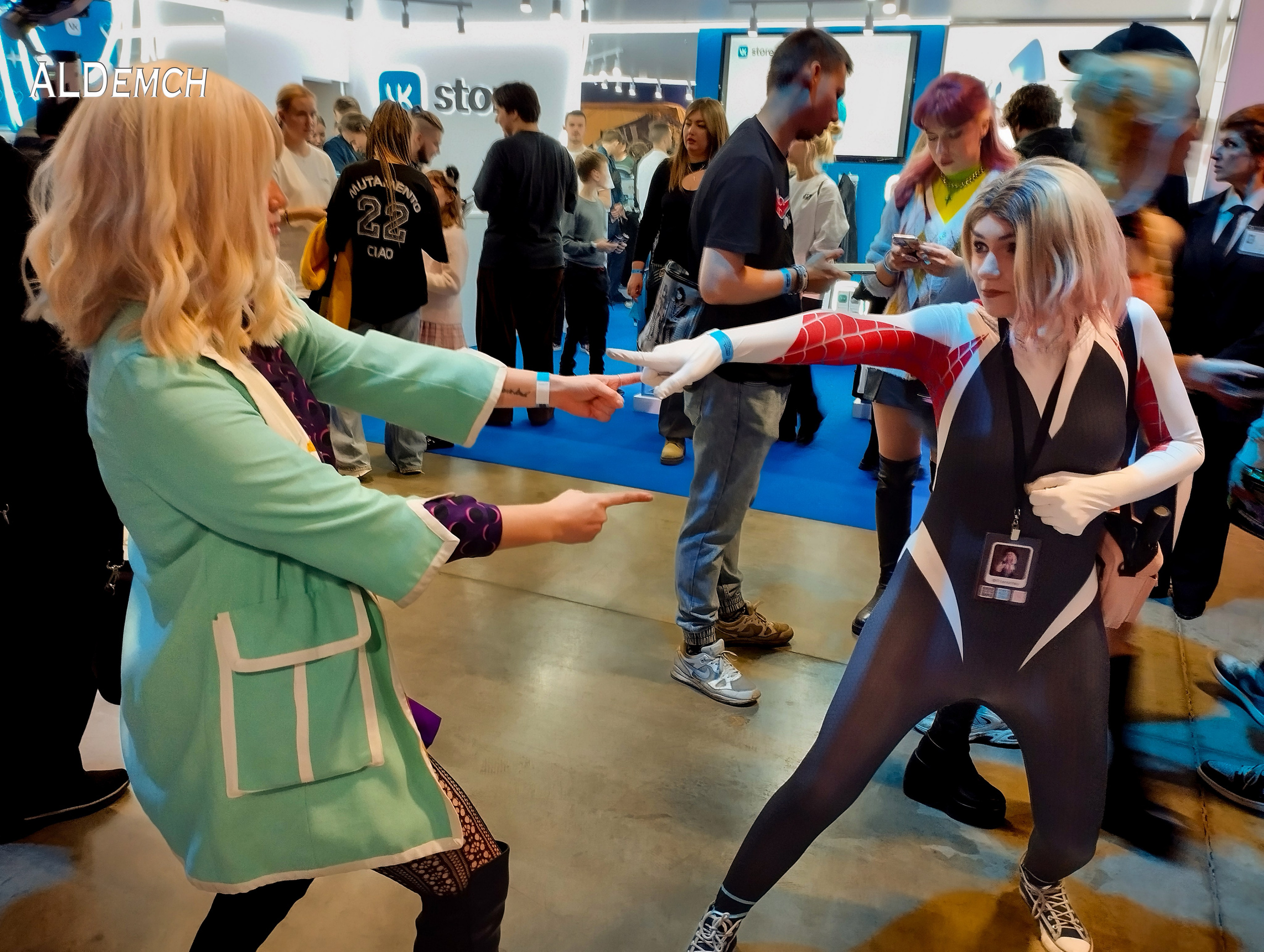 Марвел комикс картинки персонажей и косплей фото в России