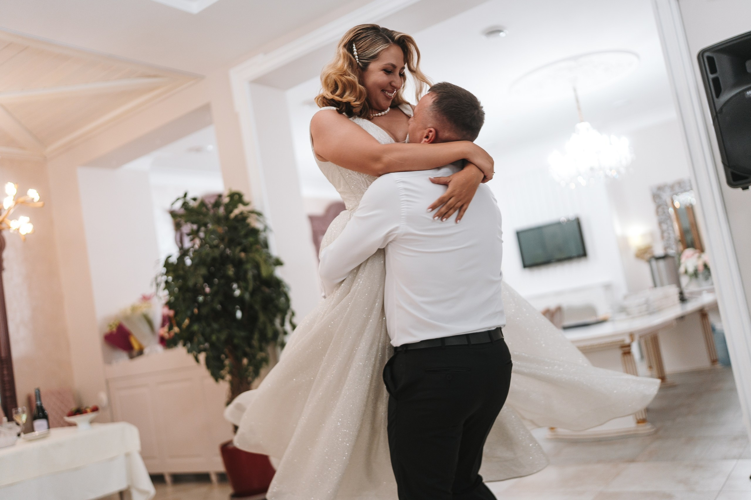 Свадьба в отеле Лель Уфа 20 июня 2025 — Президент Отель, Ботанический сад, ЖК Империал, ЗАГС Заки Валиди