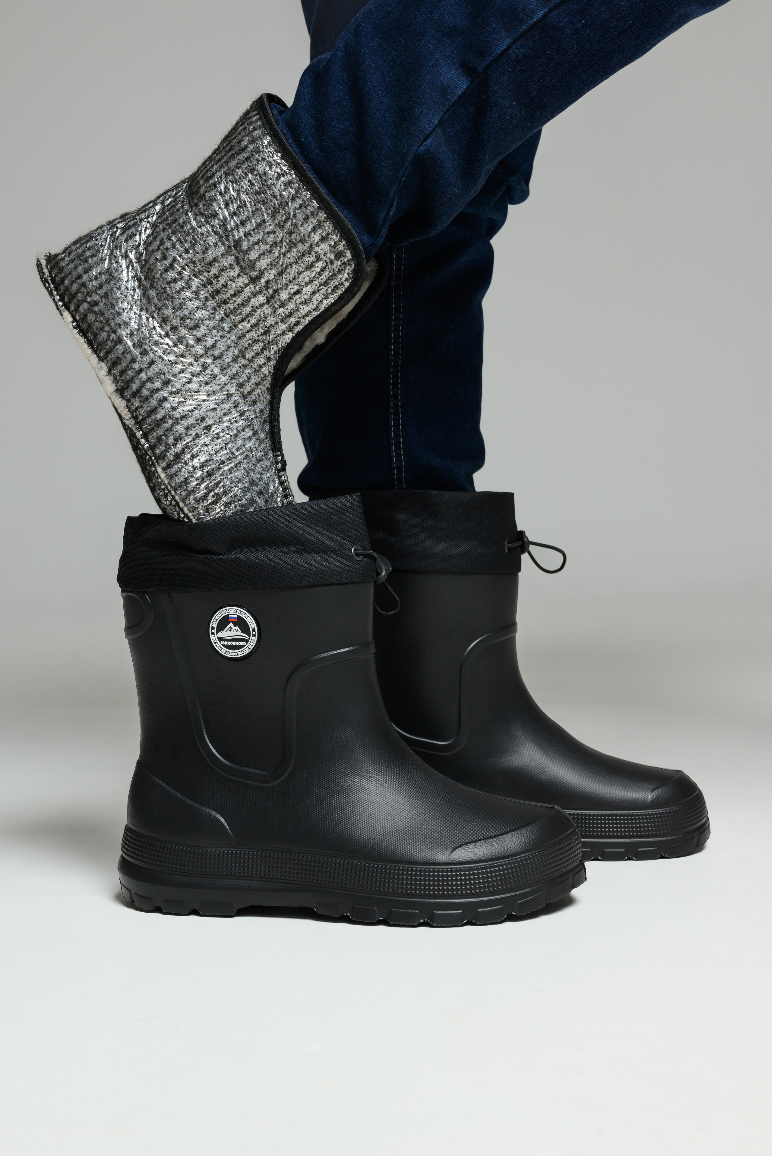 Резиновые сапоги. Предметный фотограф, фото для маркетплейсов Пятигорск, КМВ