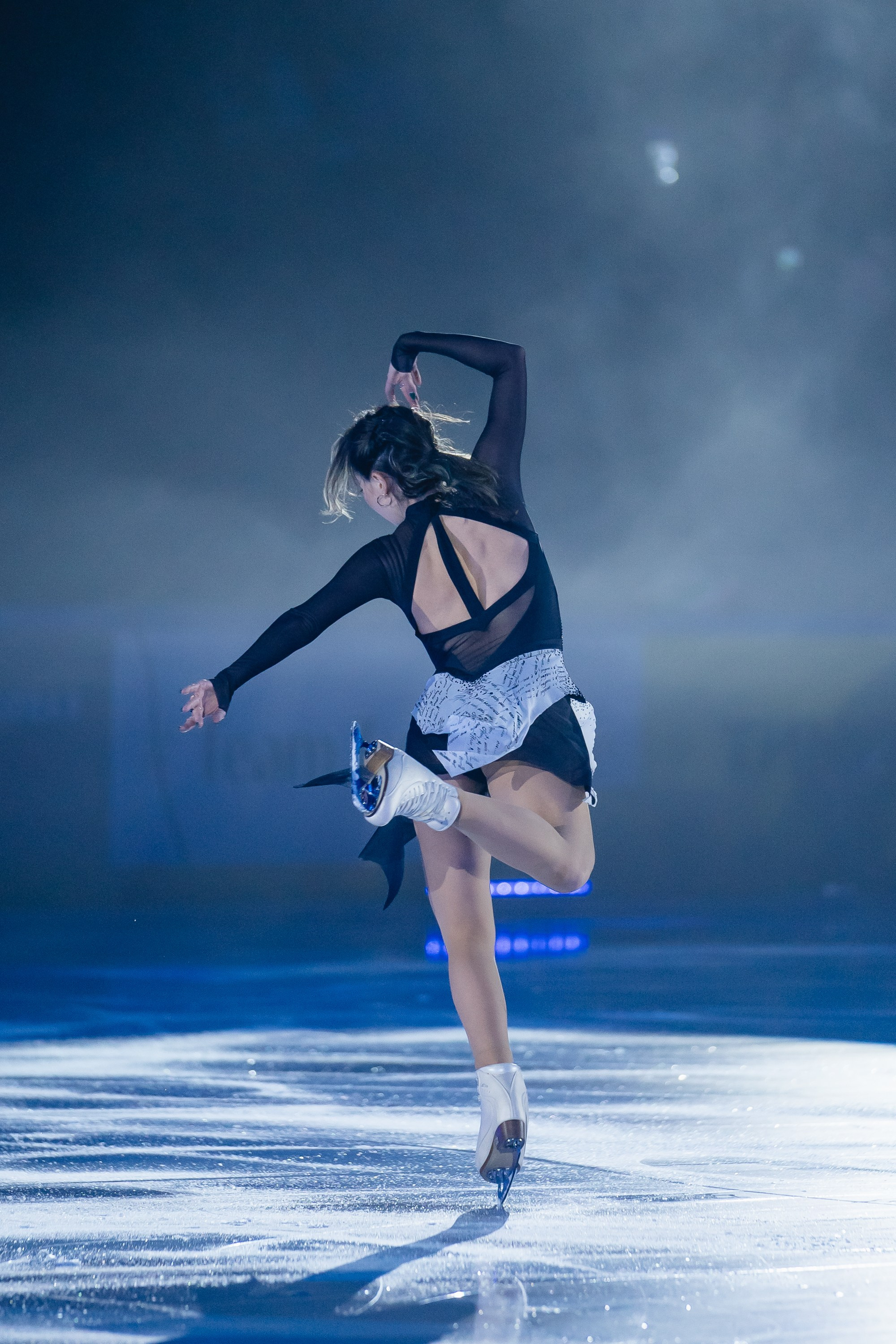 Шоу «Чемпионы на льду» в Новосибирске. Воробьева Ксения — Спортивный и танцевальный фотограф Новосибирск