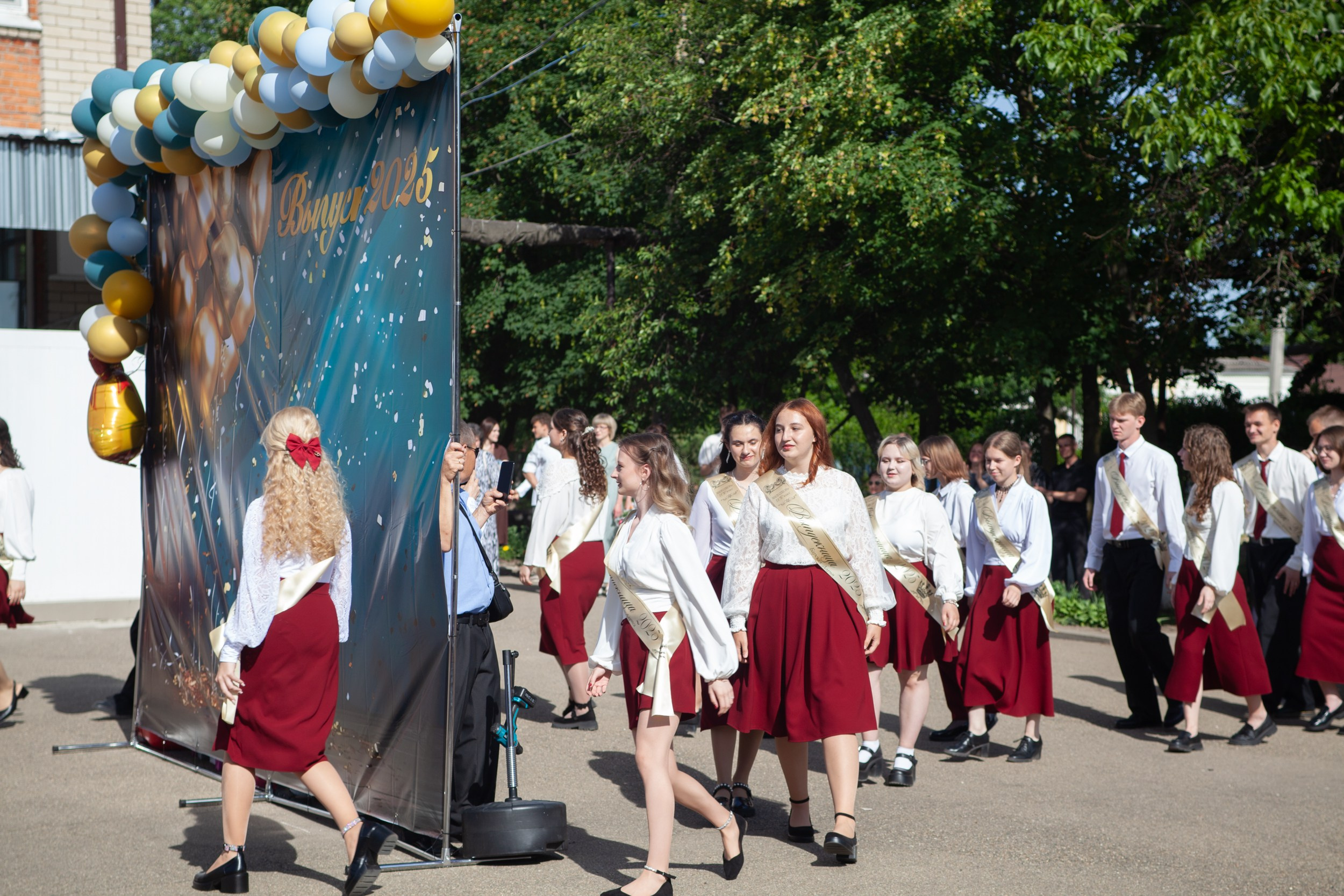 Последний звонок в Десяточке
