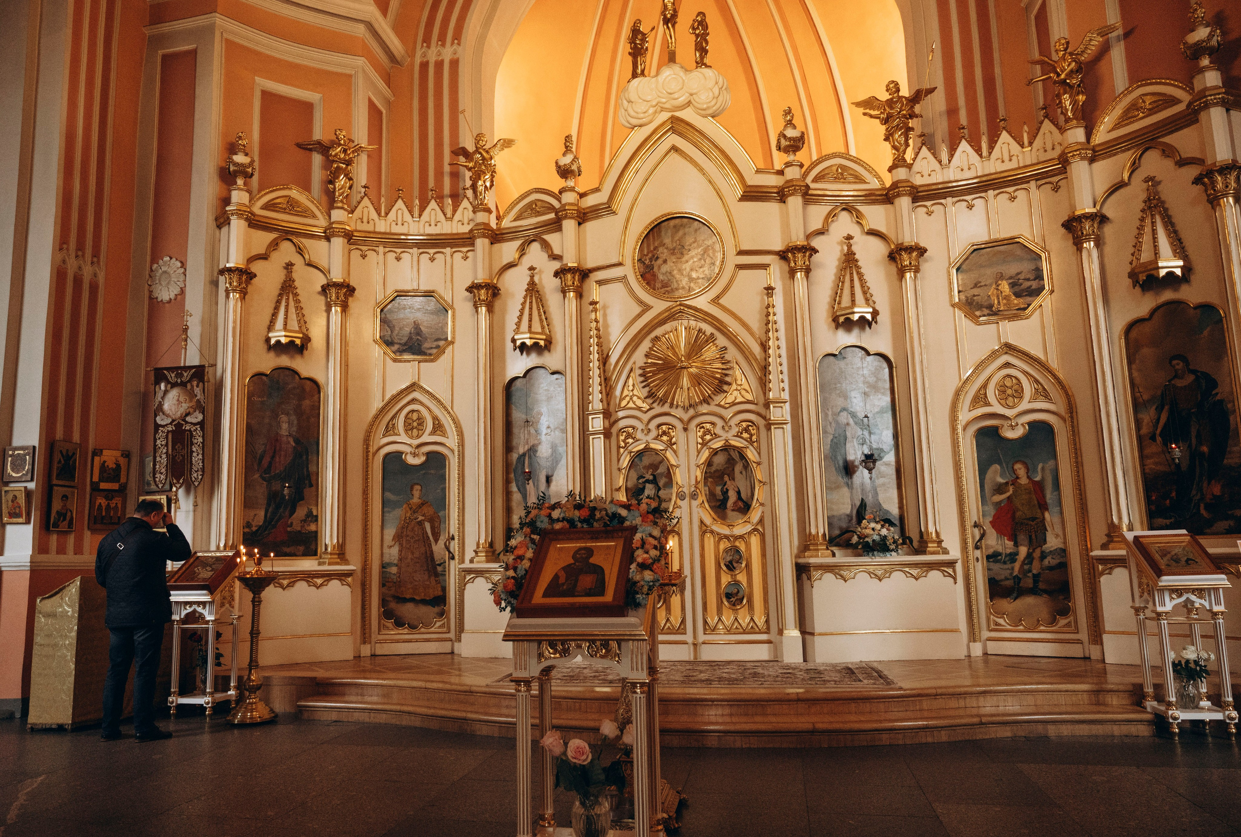 Фотосъёмка крещения в Санкт-Петербурге — Маргарита Иванова, фотограф. Профессиональный фотограф беременности в СПБ. Стильные фотосессии беременности в стиле минимализм и классическая фотография