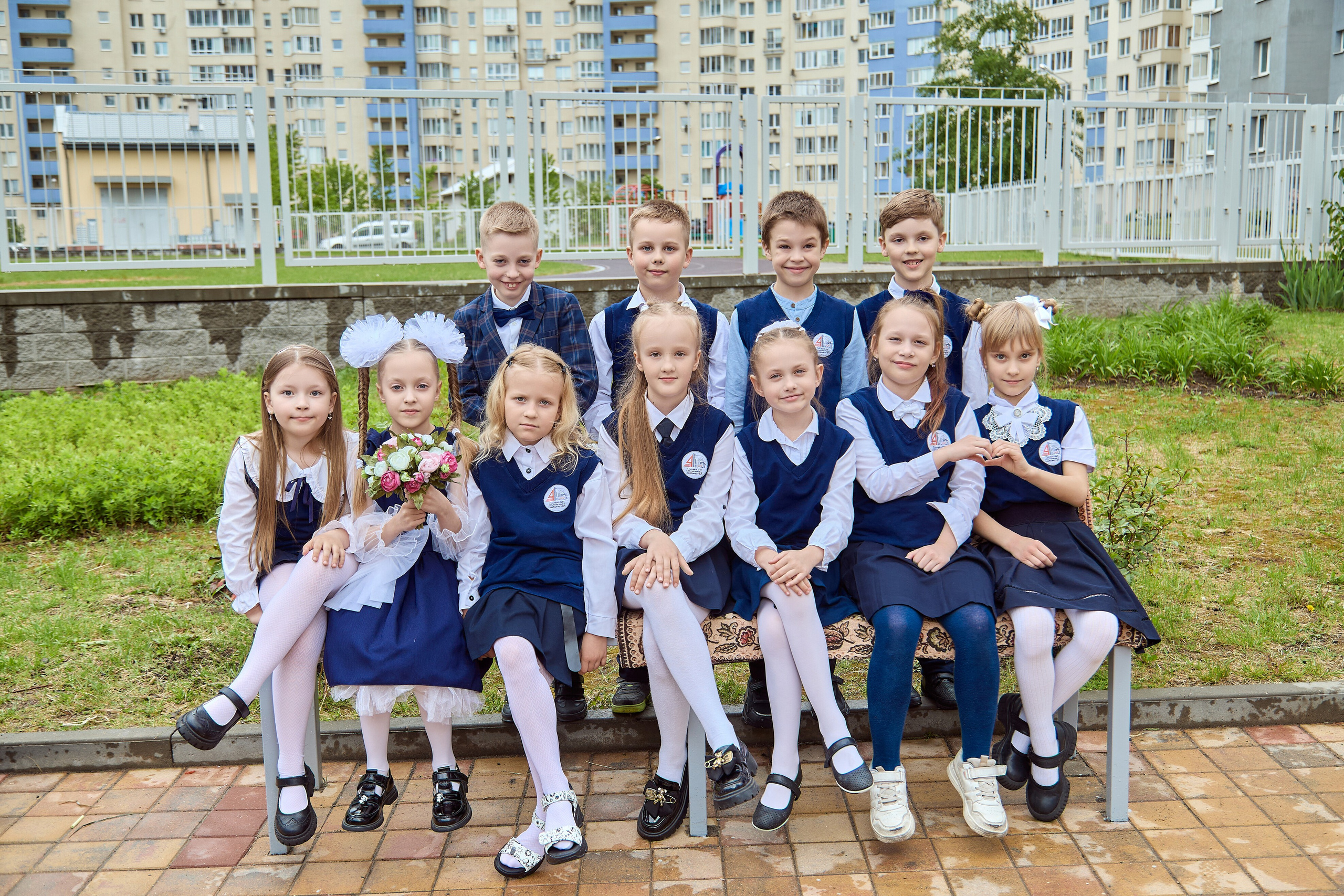 Семейная история 2 «Д». Школьный фотограф Дмитрий Дудик