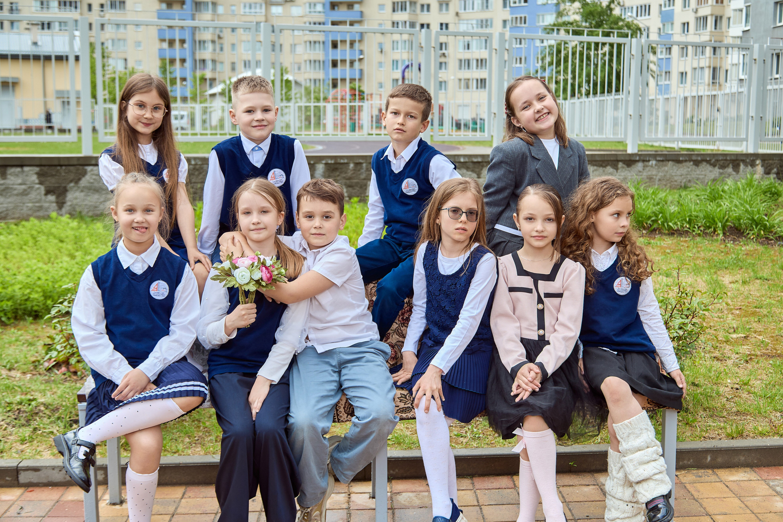 Семейная история 2 «Д». Школьный фотограф Дмитрий Дудик