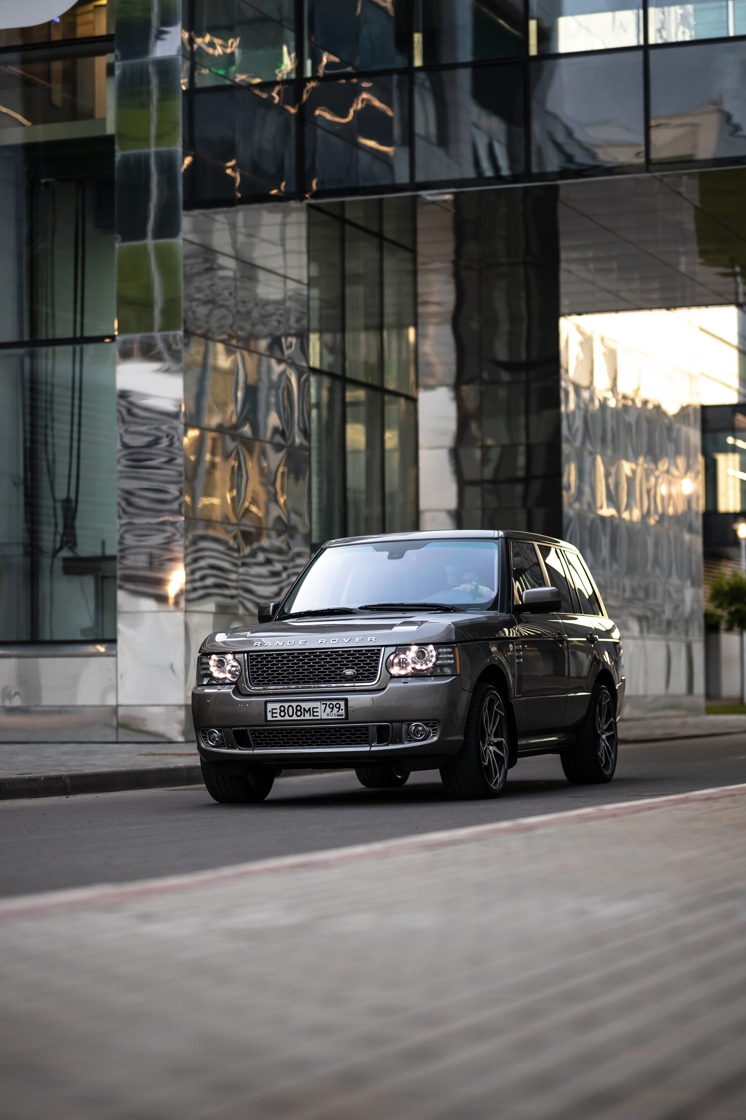 Range Rover Autobiography Ultimate Edition. Фотограф Сергей Лукьянов @xapeton_photo Москва