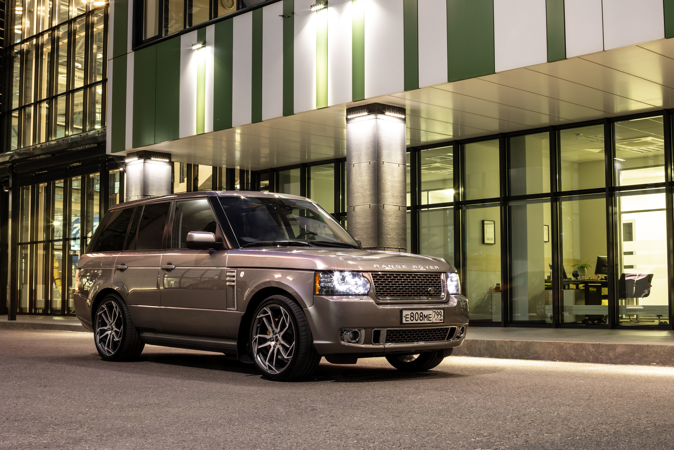 Range Rover Autobiography Ultimate Edition. Фотограф Сергей Лукьянов @xapeton_photo Москва