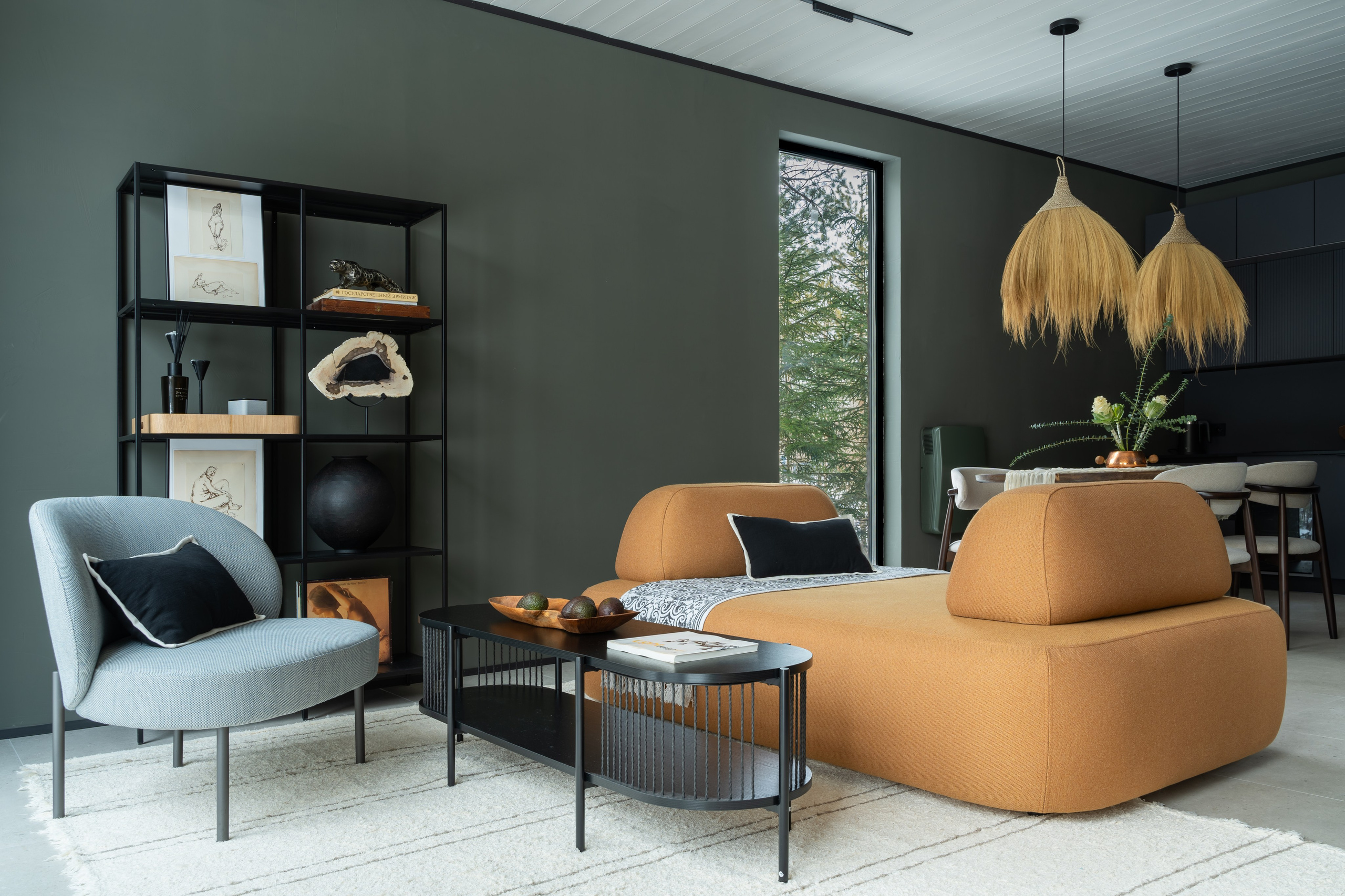 Интерьерные кадры различных объектов: от небольших квартир до баз отдыха. Интерьерный фотограф в Санкт-Петербурге Михаил Азаров. Печать и продажа фотографий