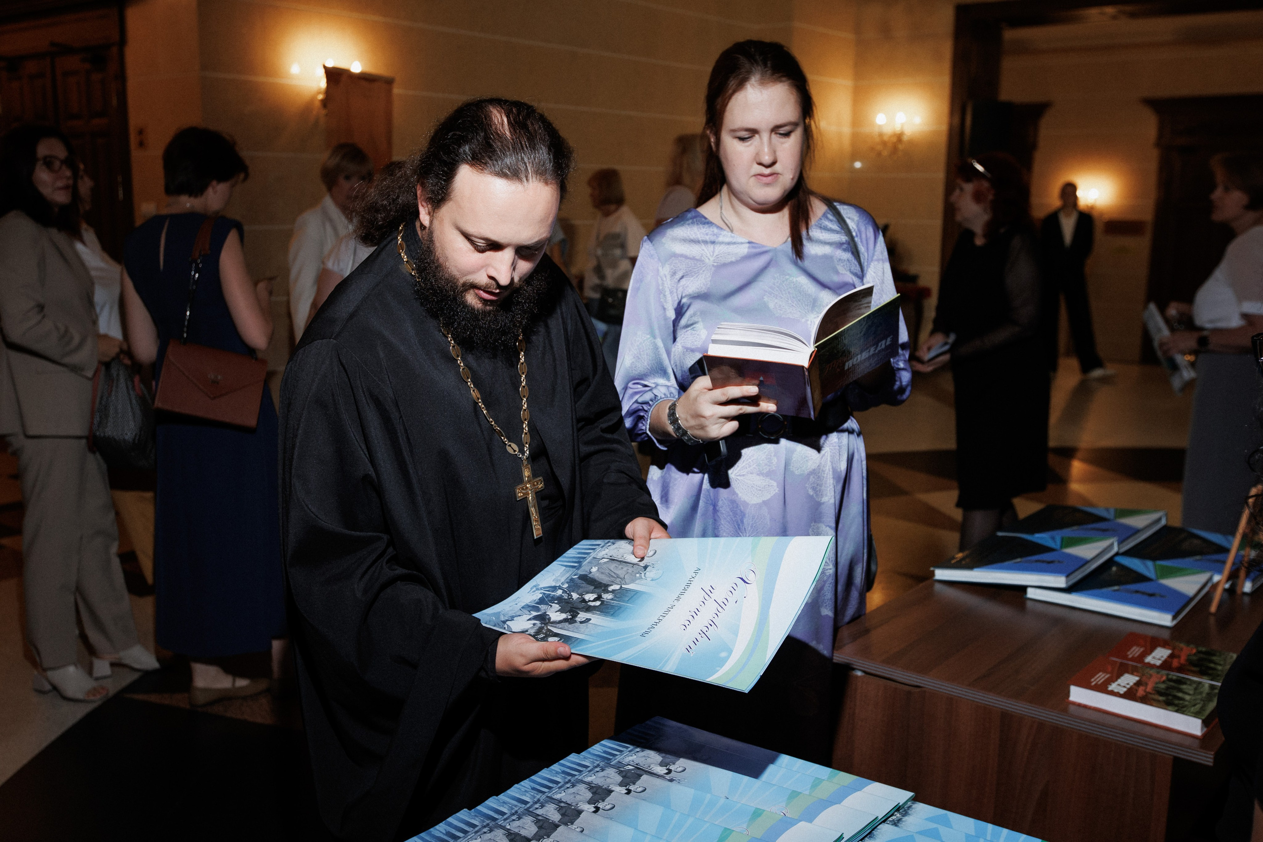 ПРЕЗЕНТАЦИЯ КНИГИ — 80 ЛЕТ ПОБЕДЫ. СВОИ. ФОТООТЧЕТЫ-СОБЫТИЯ-МЕСТА