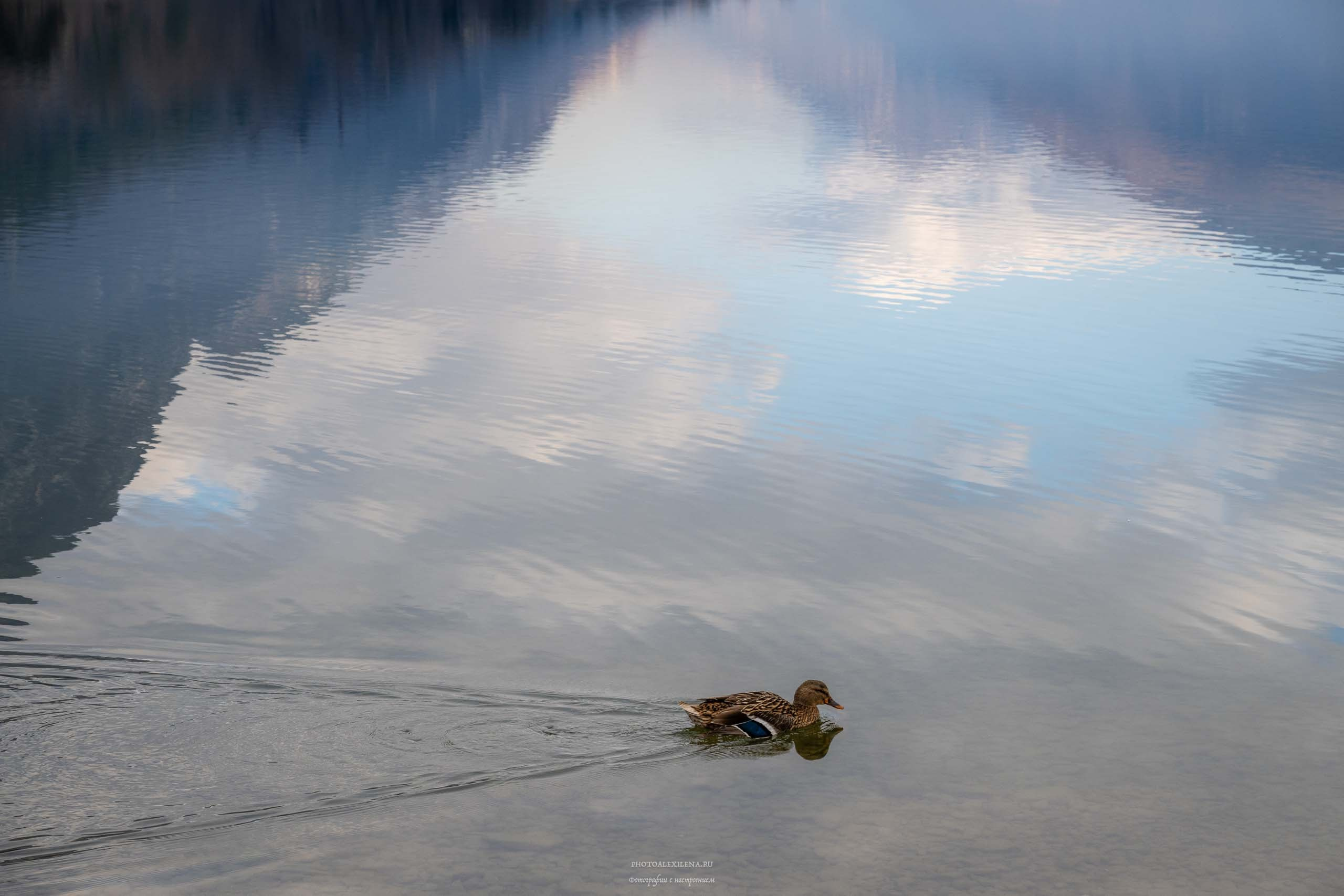 Озеро Идро-маленькая жемчужина. Авторские стильные фотокартины