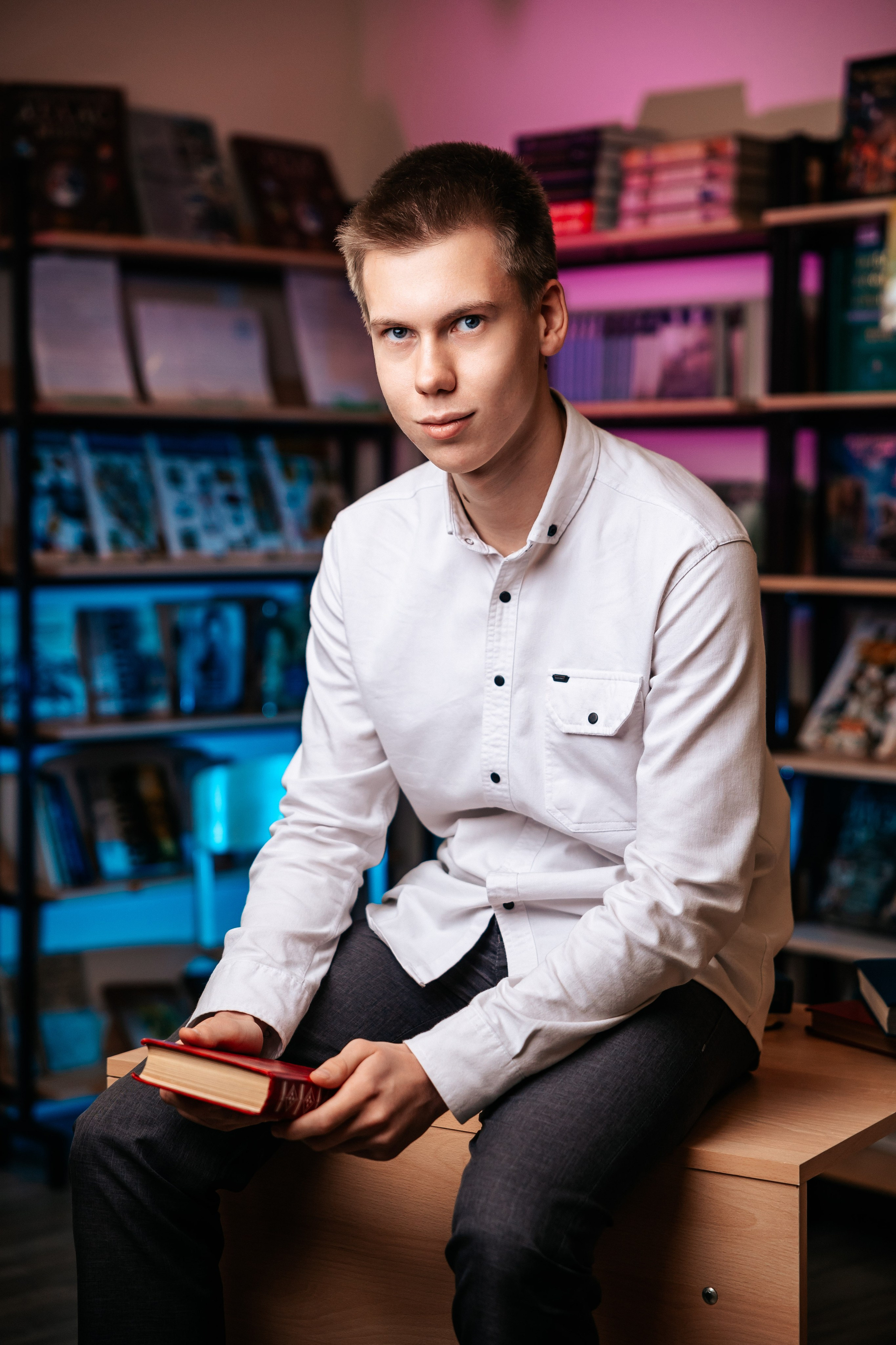 Выпускные альбомы для 11 класса, Выпускные альбомы для 11 класса, школы, выпускной альбом из начальной школы, выпускной альбом из детского сада Ставрополь, Ставропольский край фото-н, фото эн, фото, фотон, photo-n.ru, фотон