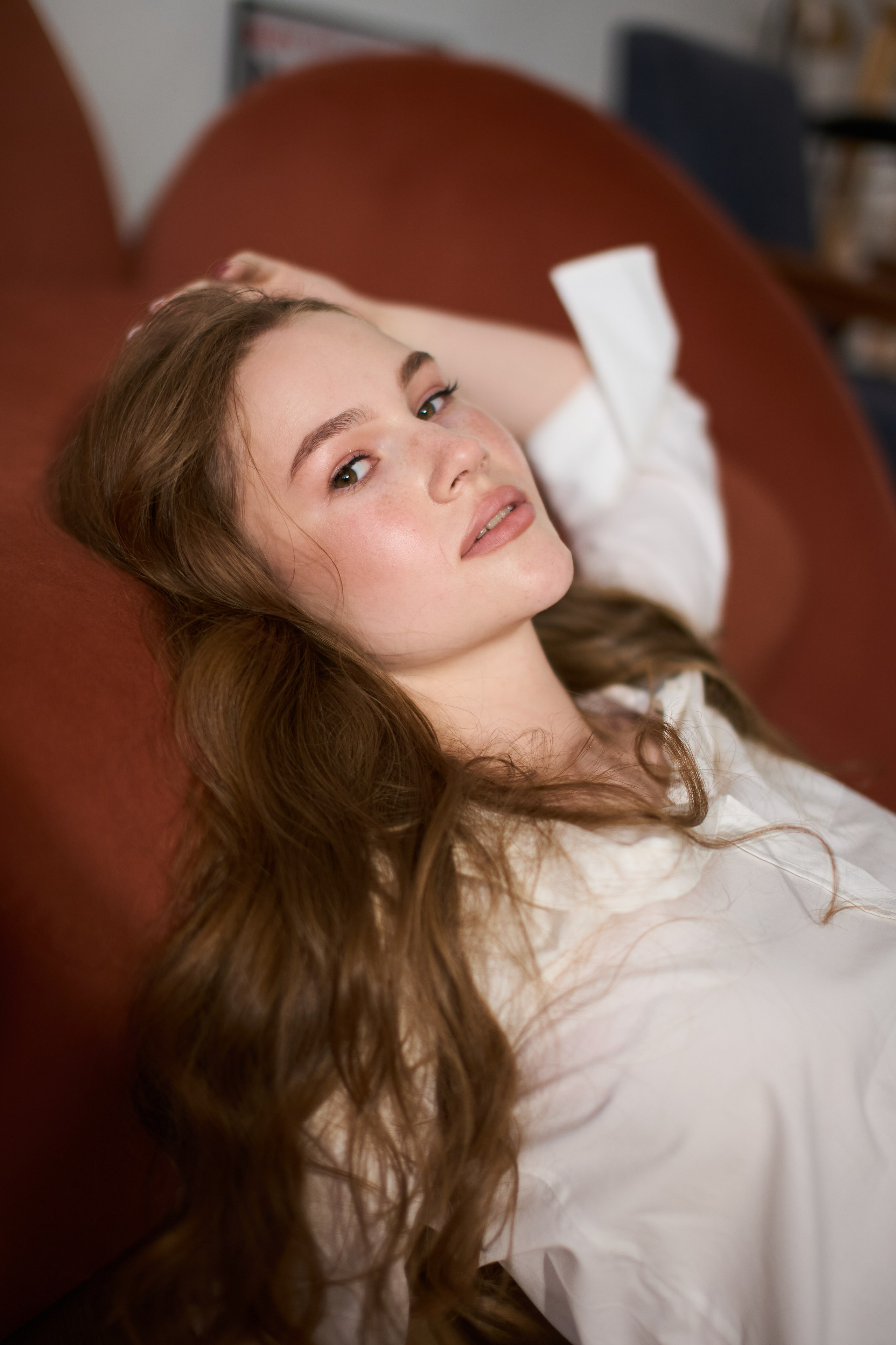 Индивидуальная женская фотосессия в фотостудии для Марины. Репортажный и женский фотограф в Новосибирске