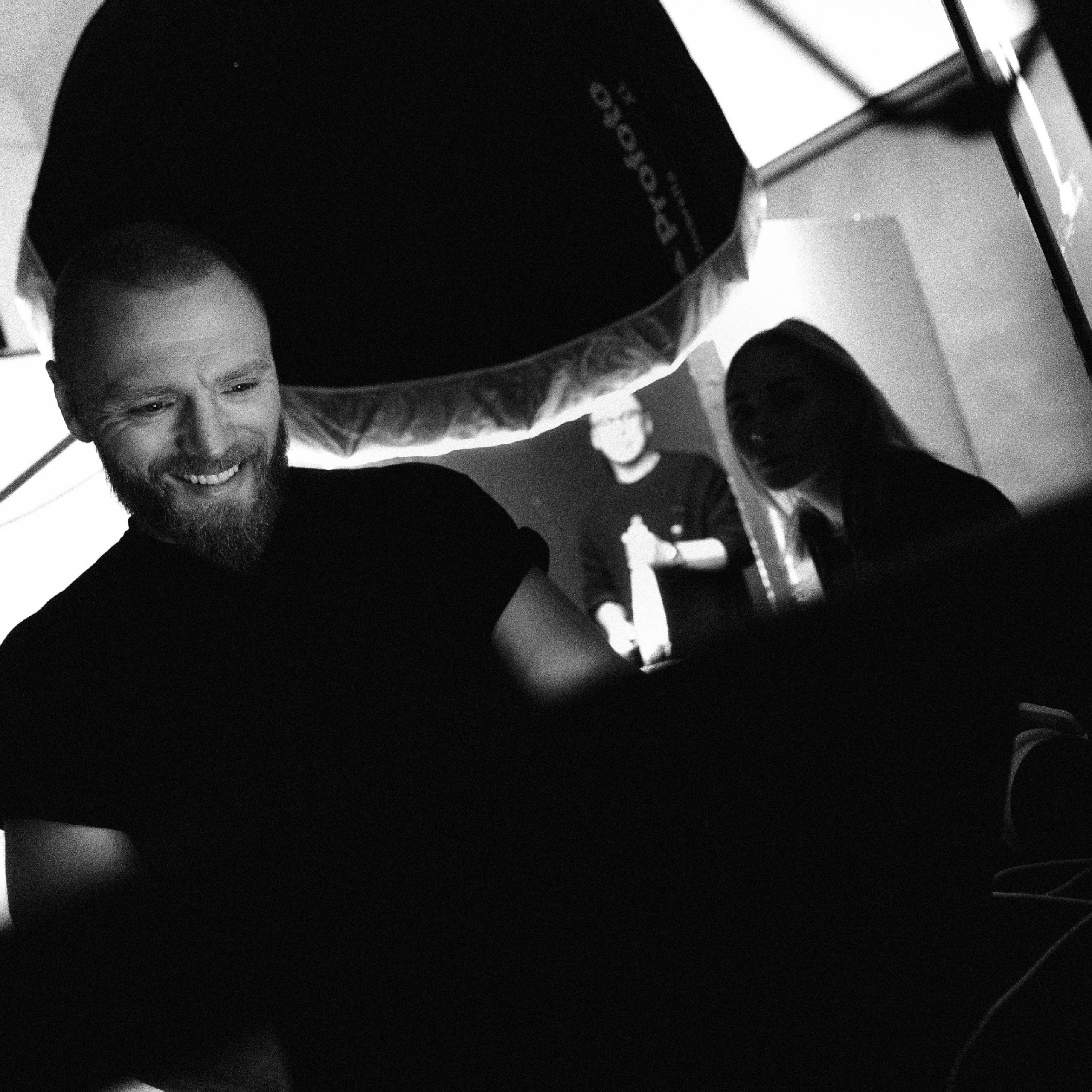 Лучшие фотостудии Москвы 2025. Commercial photographer | Anton Ermakov