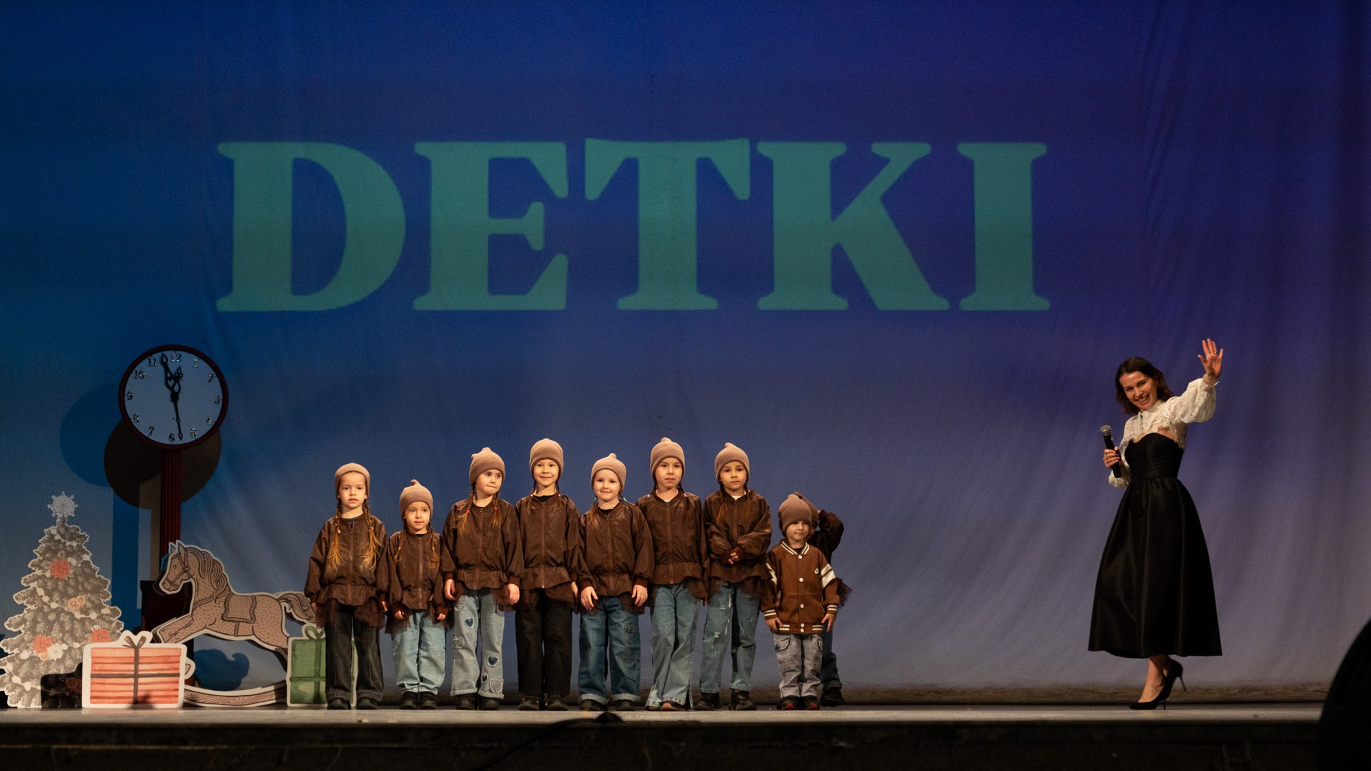 Отчетный концерт танцевального коллектива «Детки». Репортажный фотограф в Казани Павел Серпокрылов