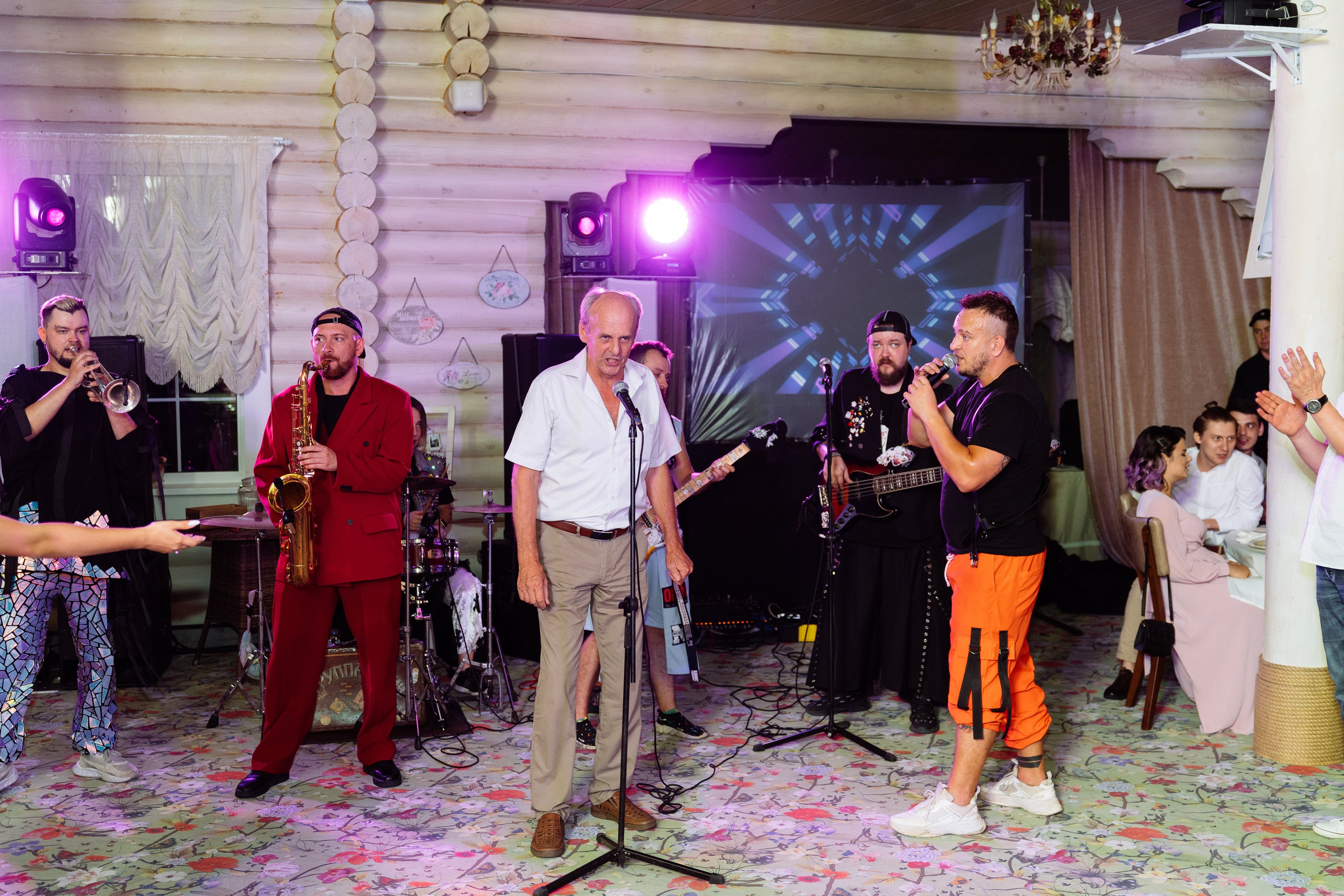 Свадьба Олега и Виктории в клубе «Ближняя дача»