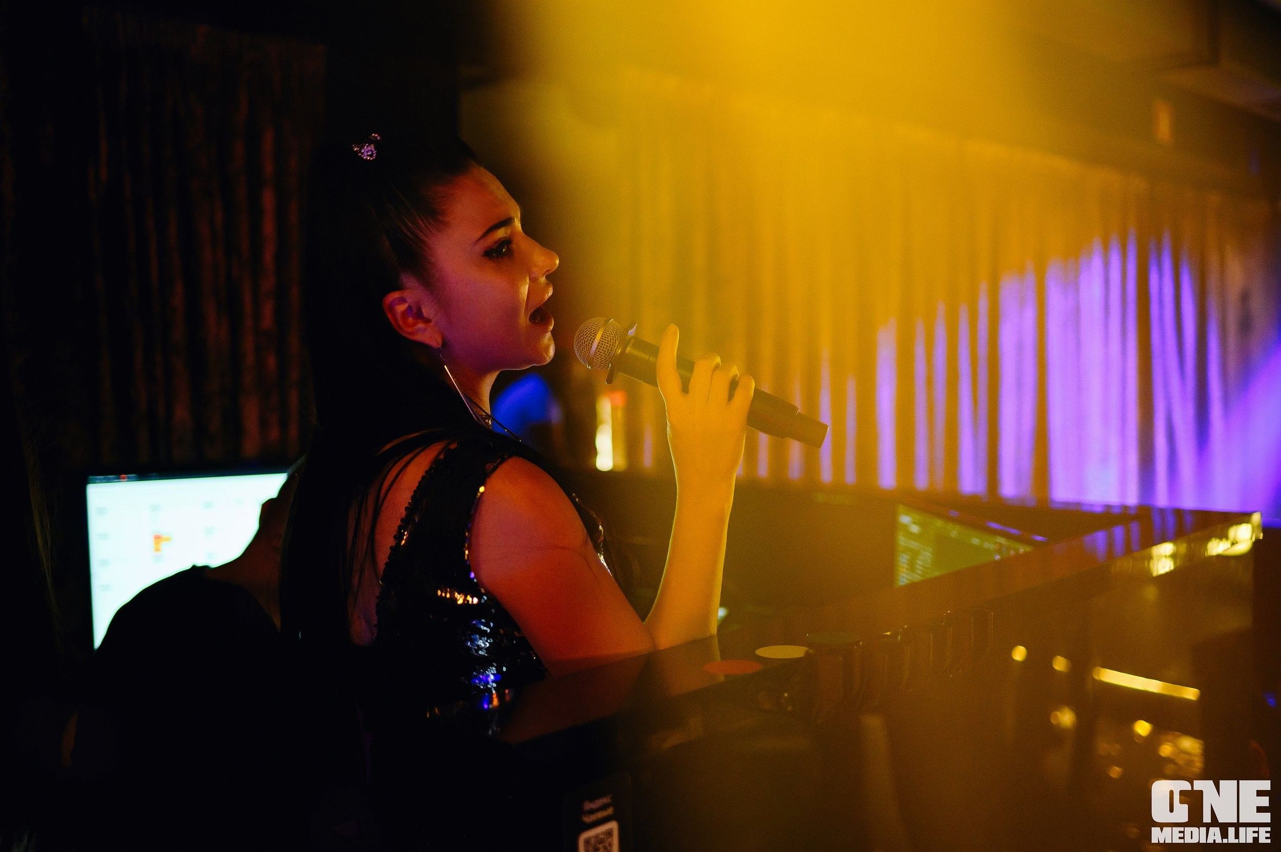 Фоторепортаж из караоке-клуба Эйфория. One Media Life: фоторепортажи, фотоотчеты с мероприятий и заведений