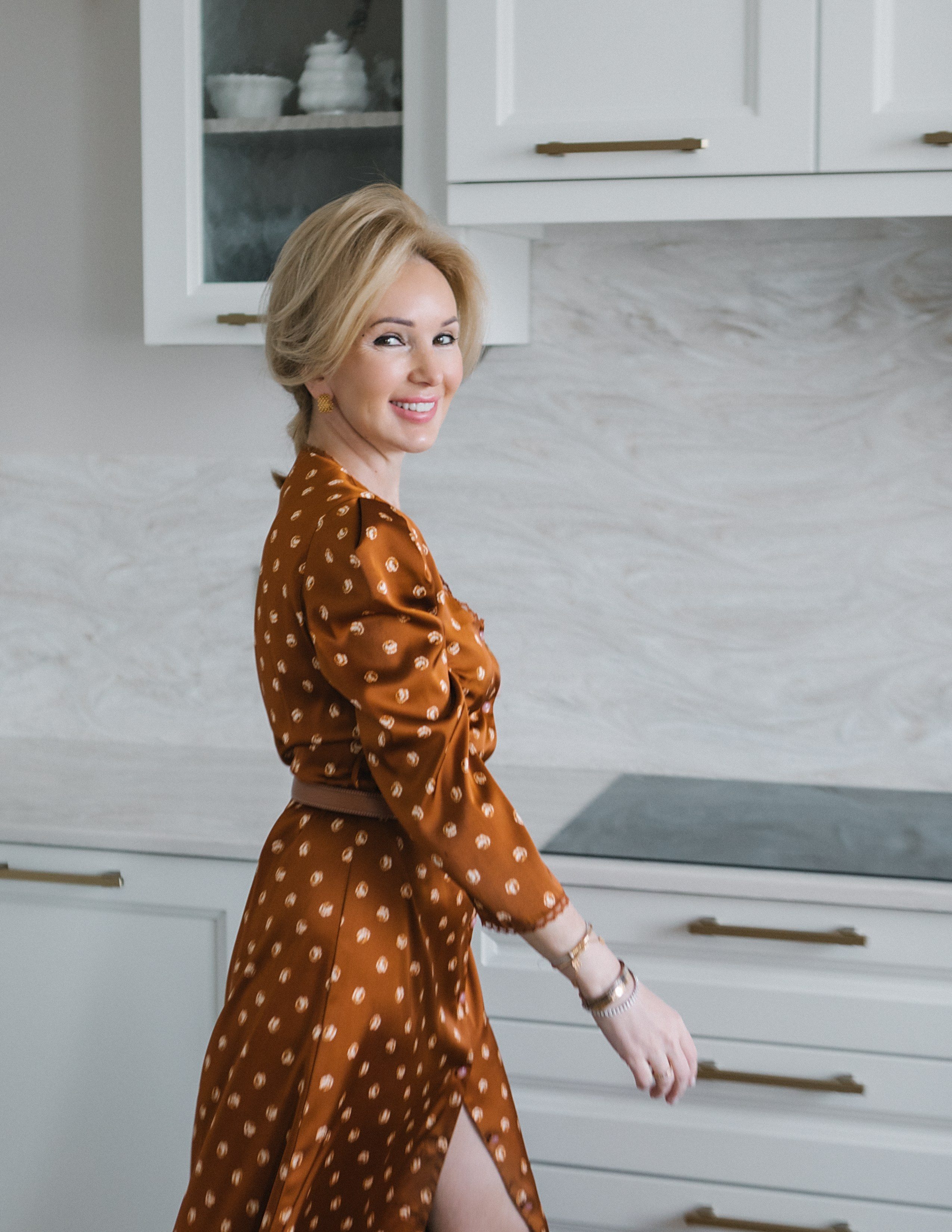 Весенняя фотосессия дома. Лена Крутова. Фотограф в Москве