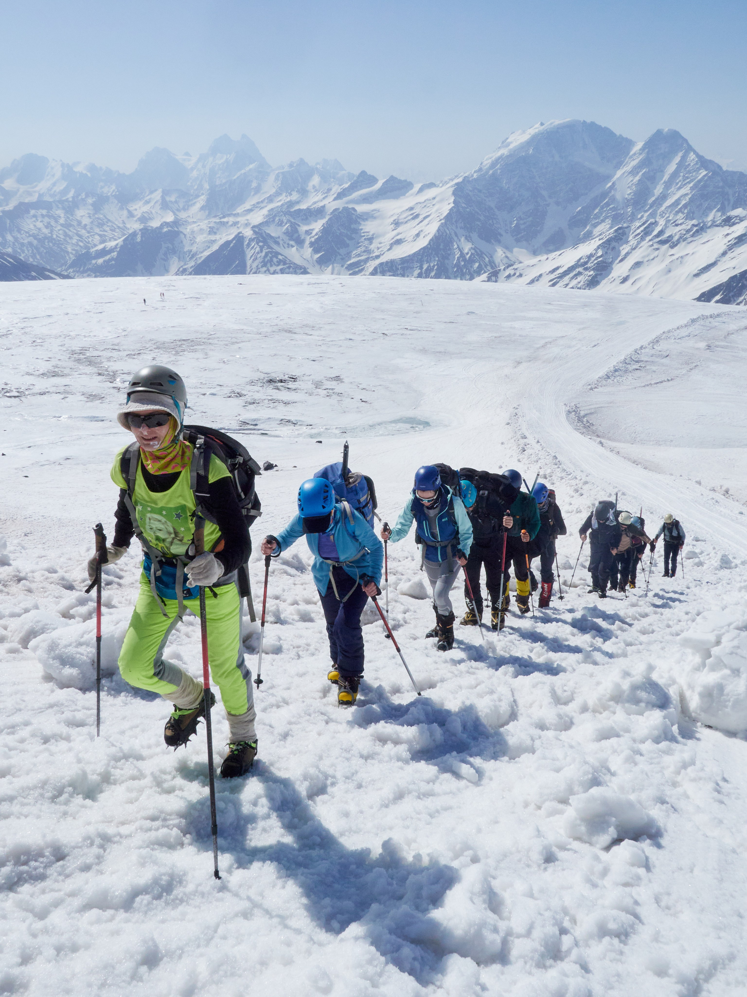 Съемка акклиматизационного выхода в Приэльбрусье. Горный, высотный Фотограф на Эльбрусе Георгий