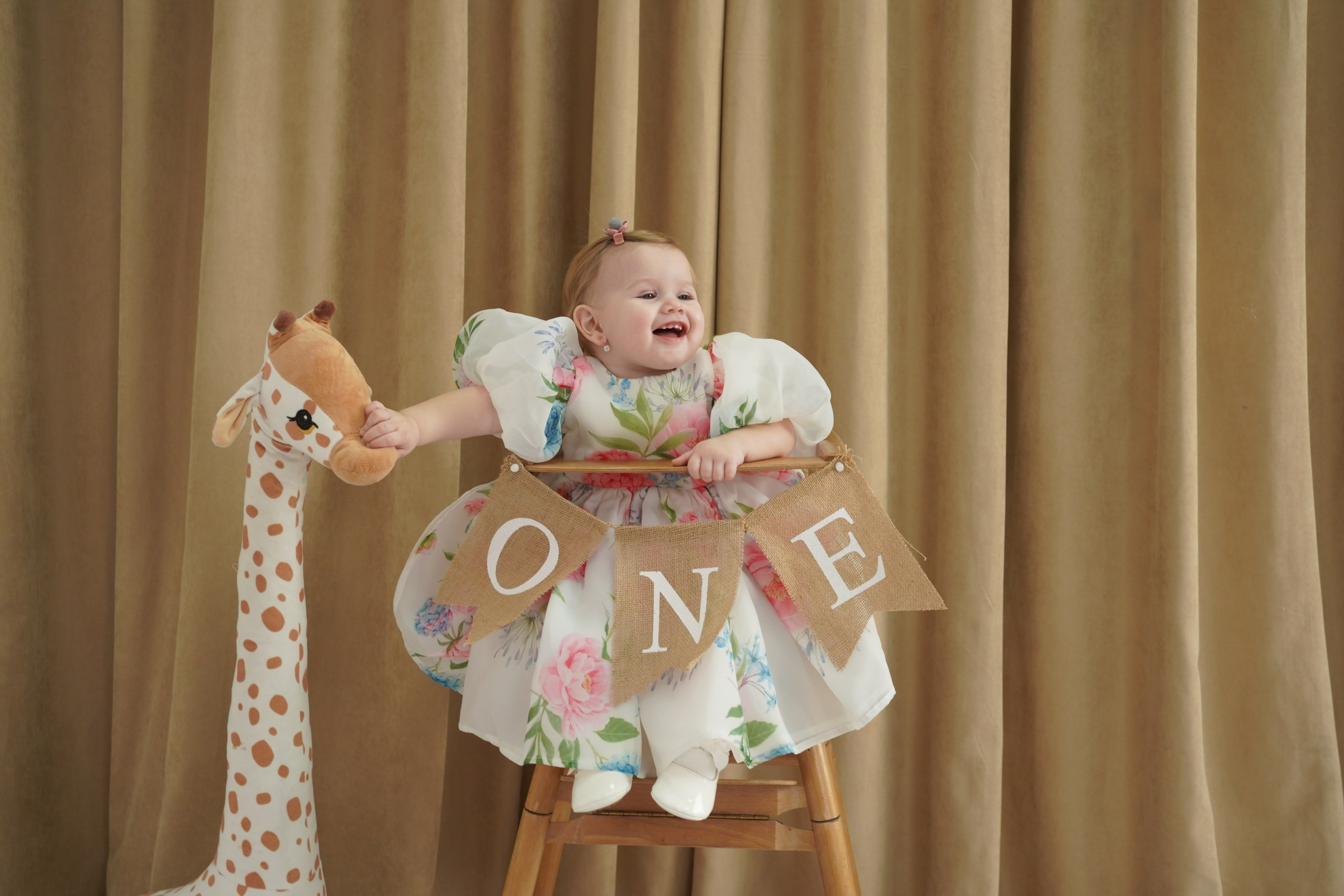 Фотоссесия на Годик для Девочки. Детская Фотостудия ГОДОВАСИКИ в Санкт-Петербурге фотосесия на годик