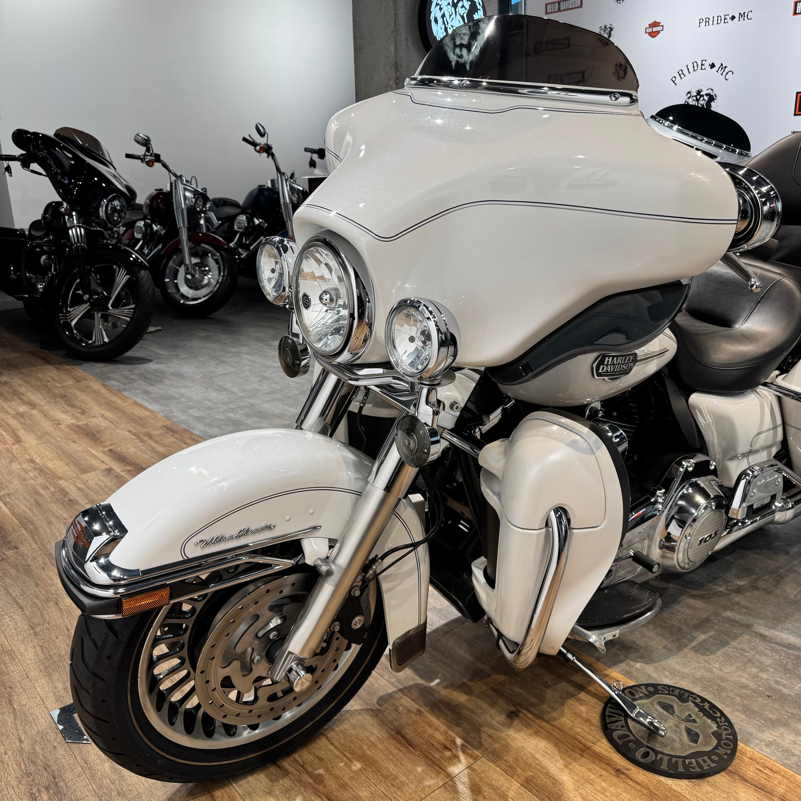 Мотоциклы Harley-Davidson 103 Electra Glide Ultra ABS (Touring) — купить мотоцикл. Hello Davidson, Москва. Только хорошие мотоциклы…