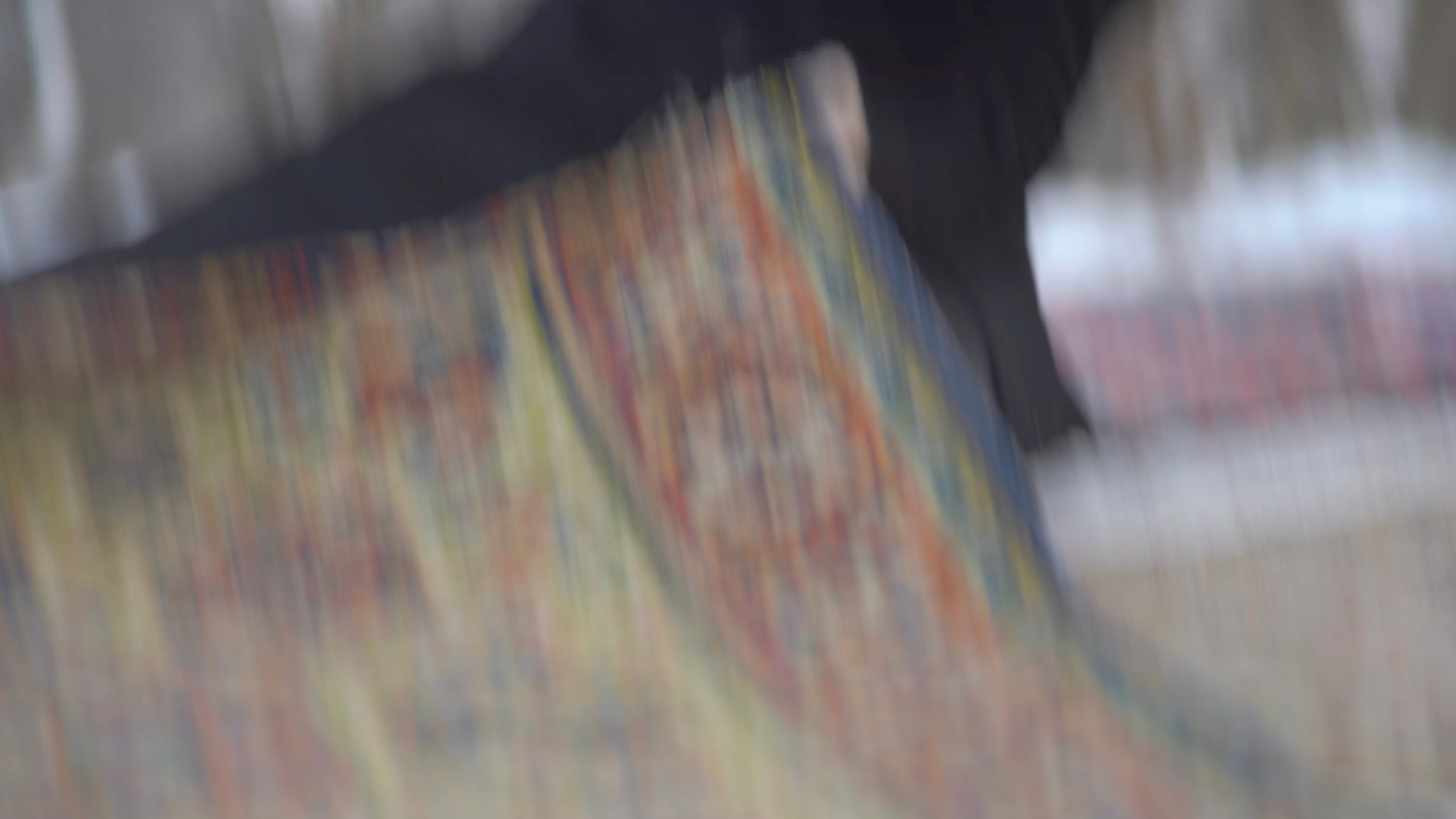 ЖЕНЩИНЫ, ВЫБИВАЮЩИЕ КОВРЫ. Художественная группа «Нежные Бабы»