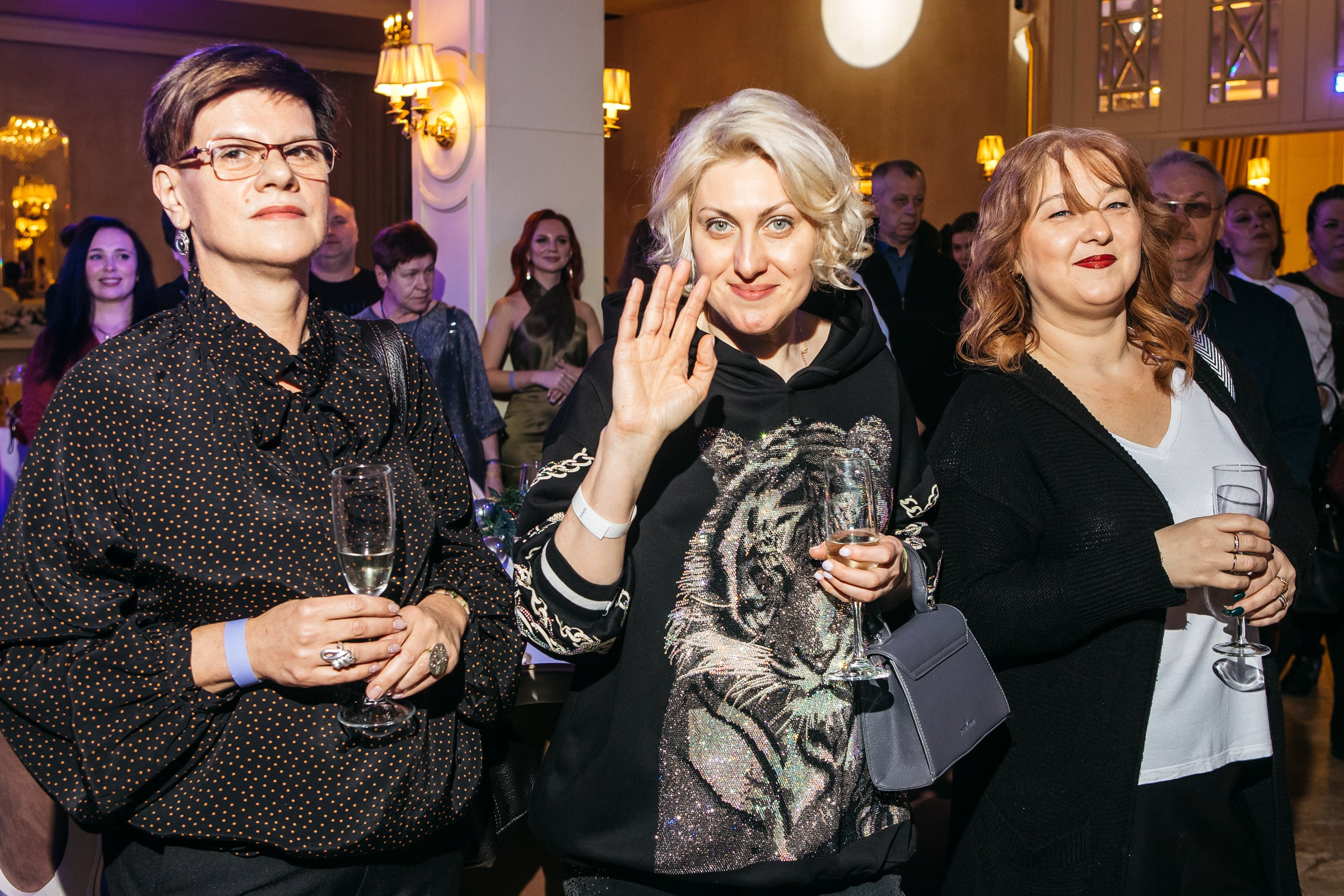 Хороший репортажный фотограф на корпоратив в Питере