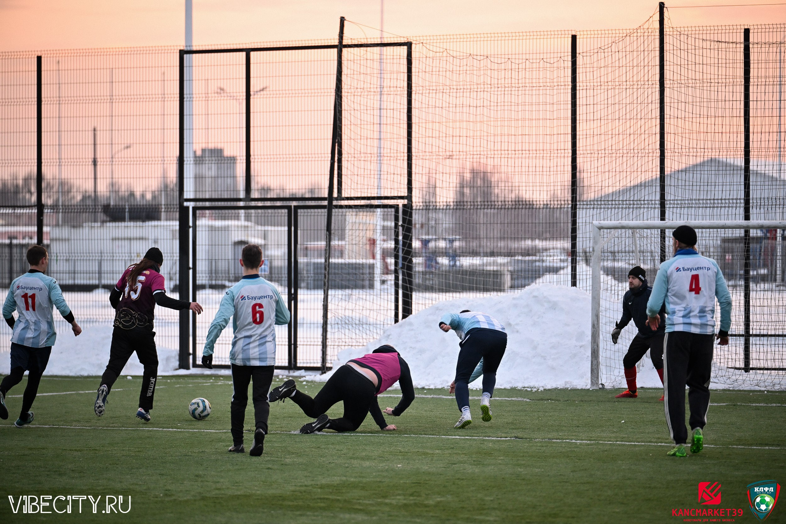 Калининградская Любительская Футбольная Лига, Премьер лига 14 тур, Бауцентр-Пивной двор. VIBECITY.RU Вайб Сити Ру Фоторепортажи Фотоотчеты Калининград