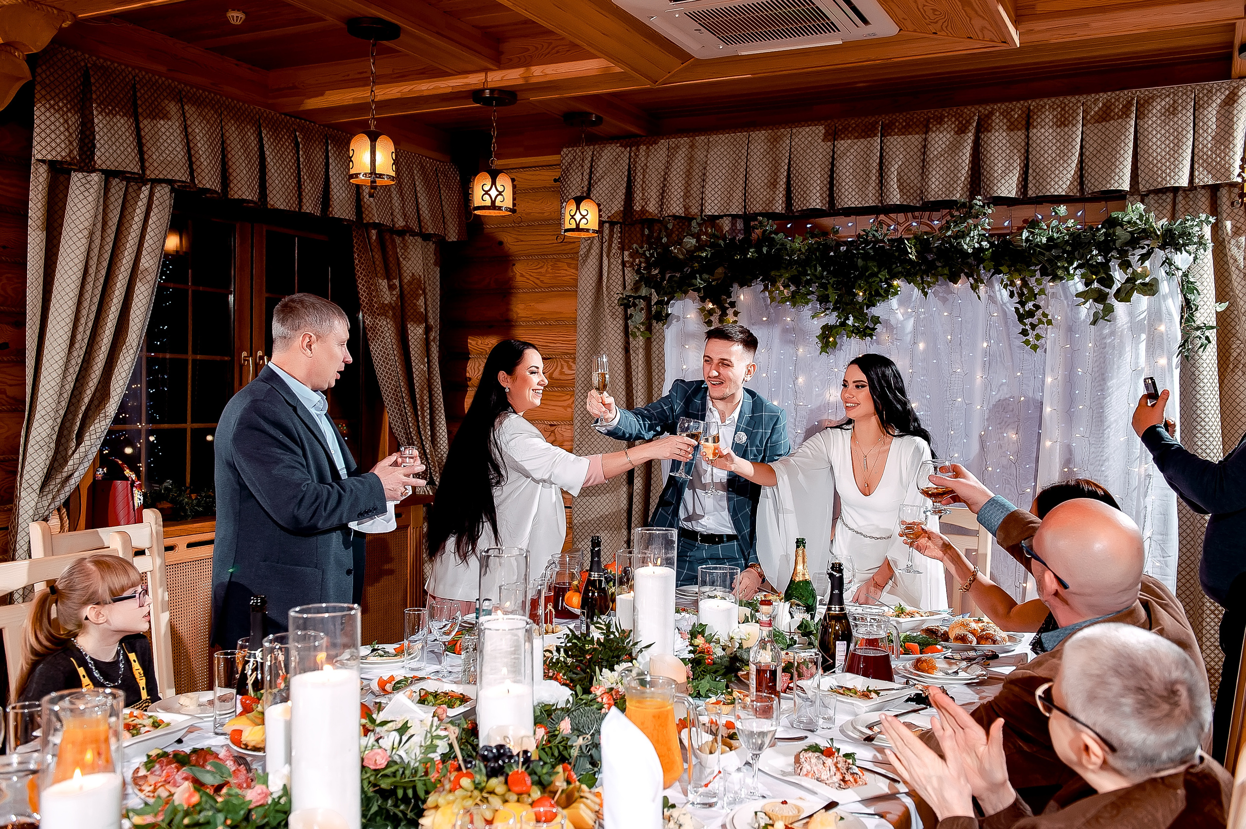 Зимняя свадьба в Лесных прудах, Щелково. Свадебный и семейный фотограф Виктория Носачёва. Щелково, Москва и МО