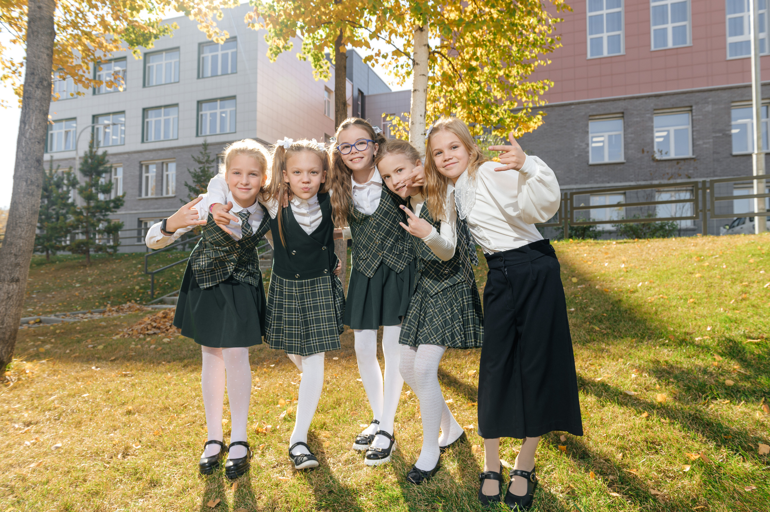 Начальные классы. Современные выпускные альбомы в Новосибирске