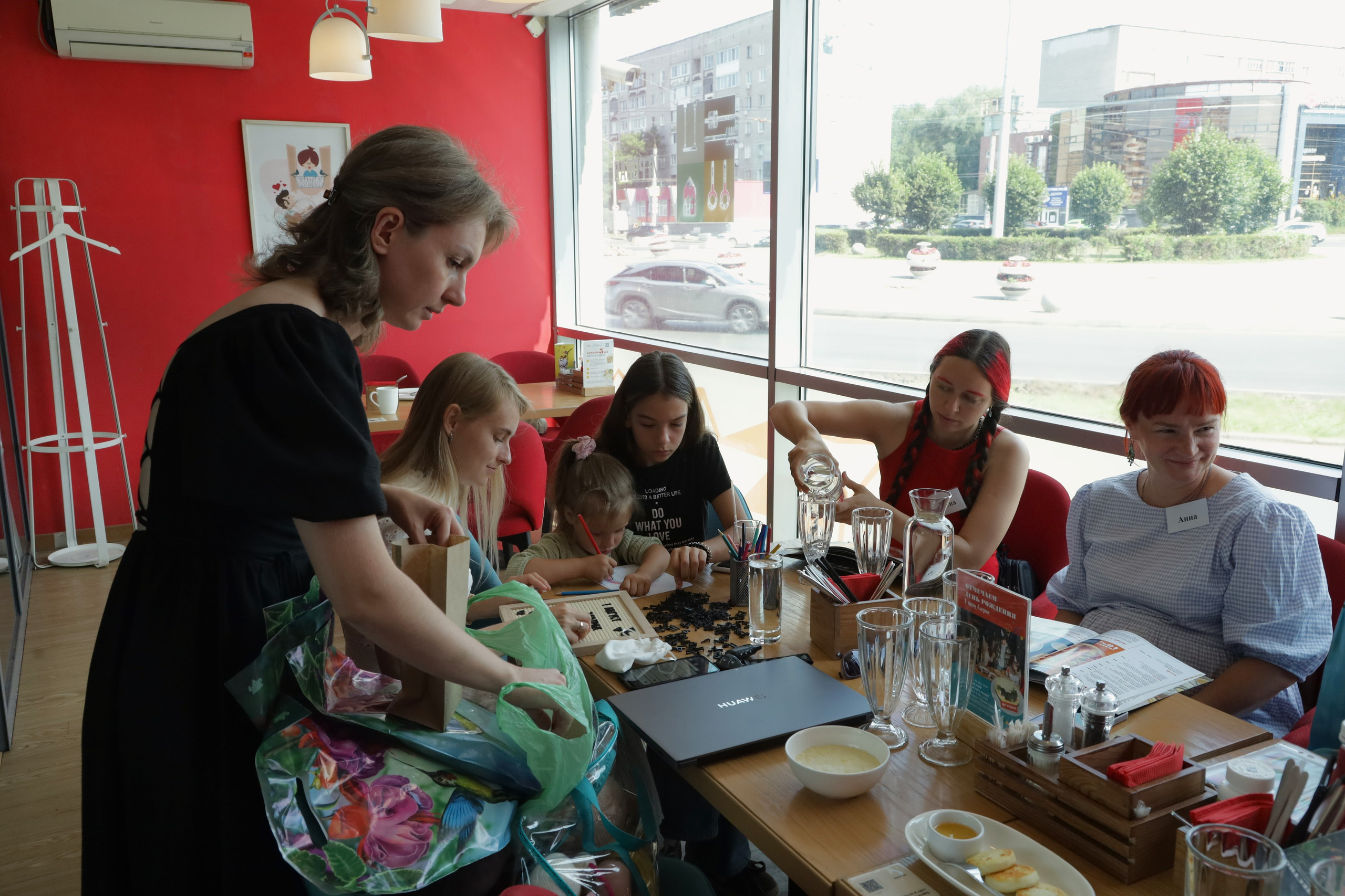 Завтрак с доулой. Фотограф новорожденных в Ижевске Анастасия Преснякова