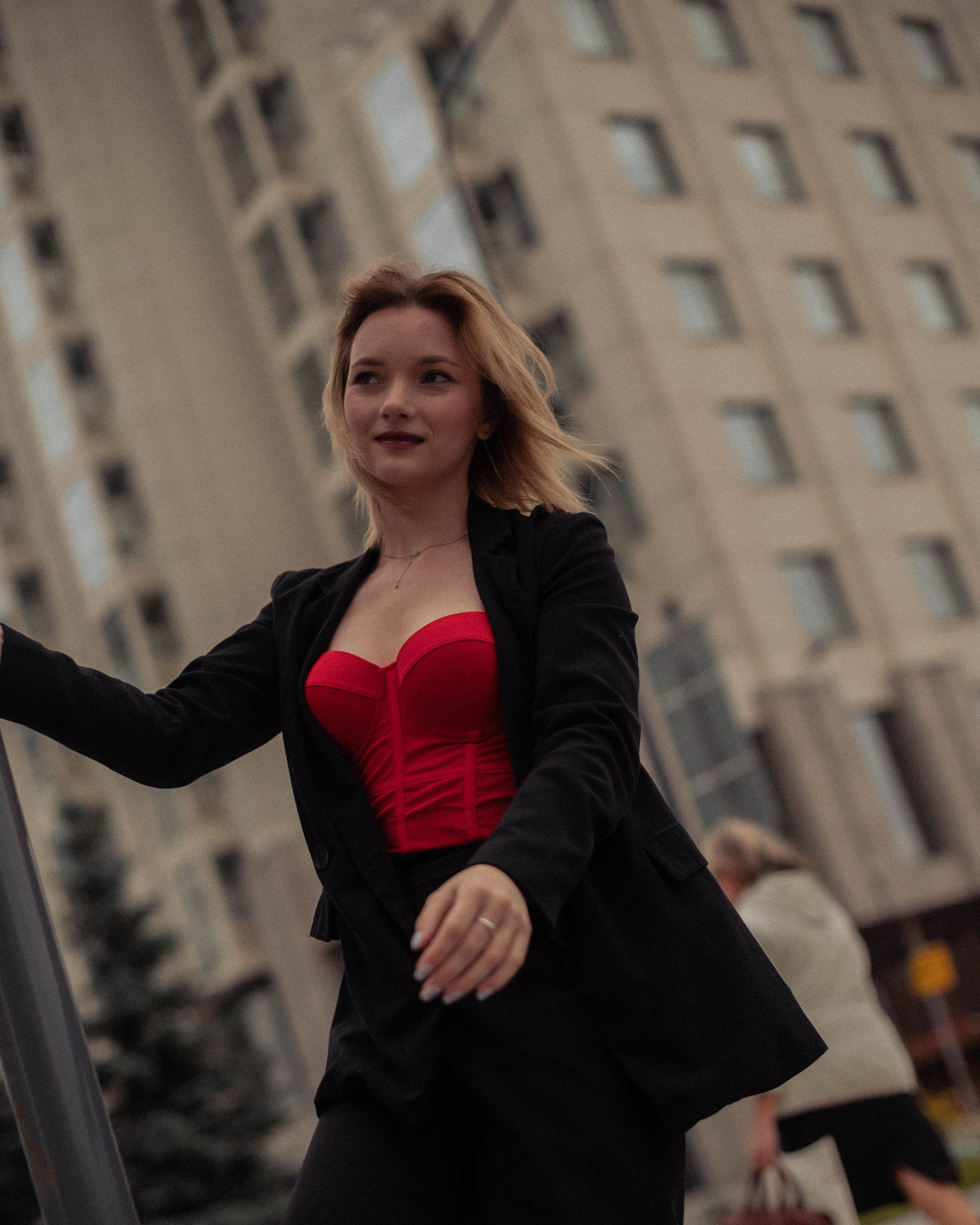 Аня. Женский фотограф. Создатель украшений ручной работы. Модель