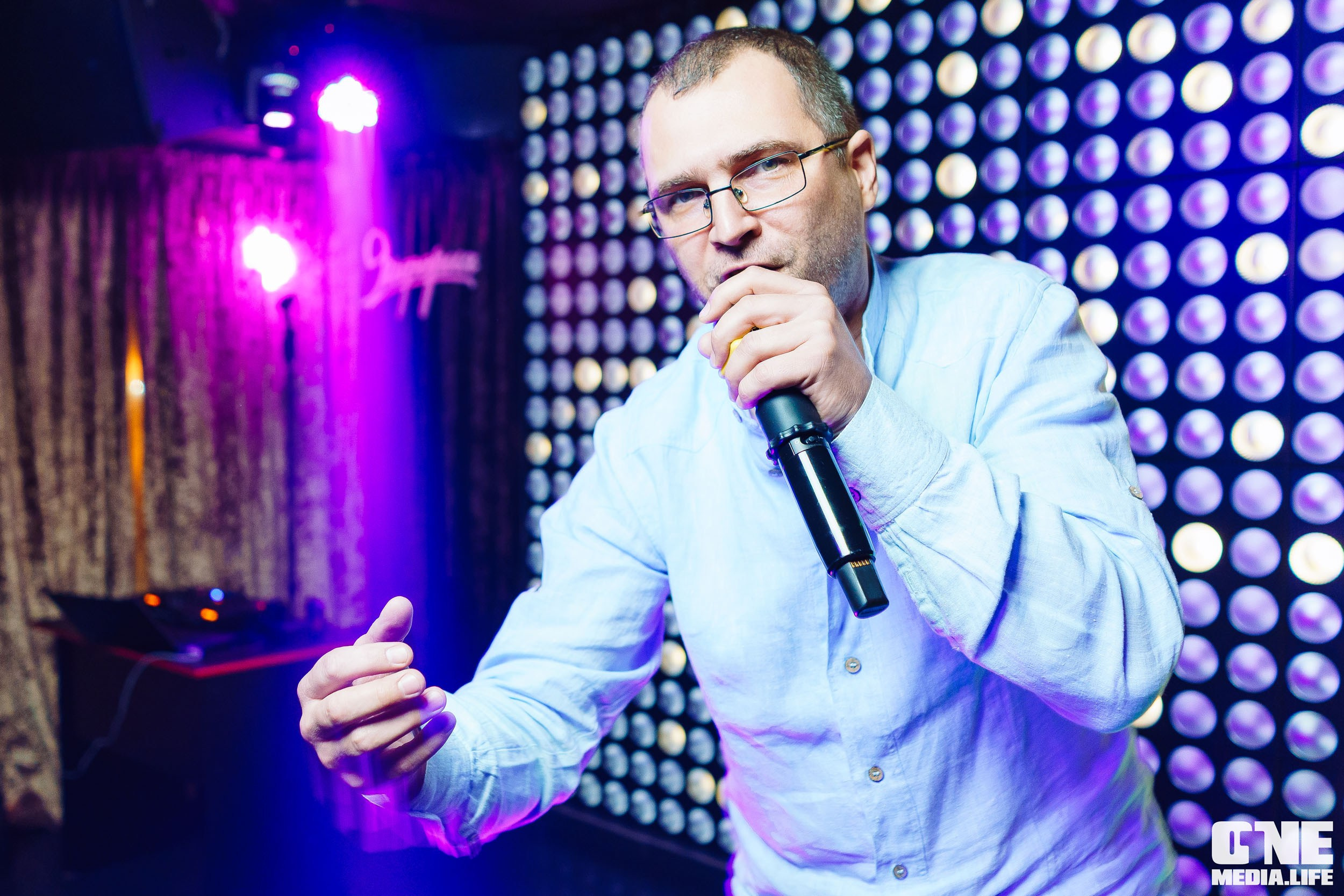 Фоторепортаж из караоке-клуба Эйфория. One Media Life: фоторепортажи, фотоотчеты с мероприятий и заведений