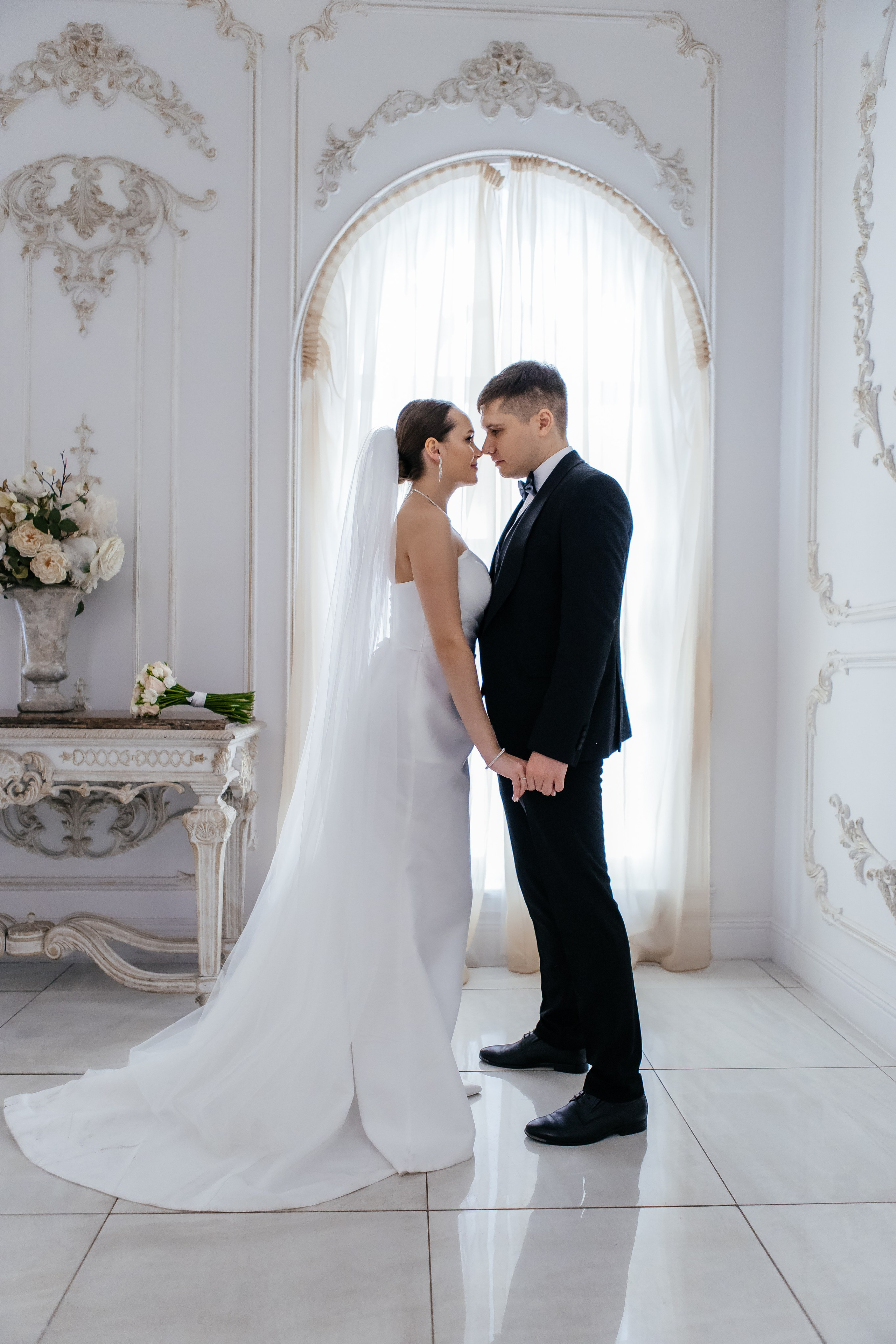 Свадебная фотосессия в Таганском ЗАГСе. Свадебный фотограф в Москве