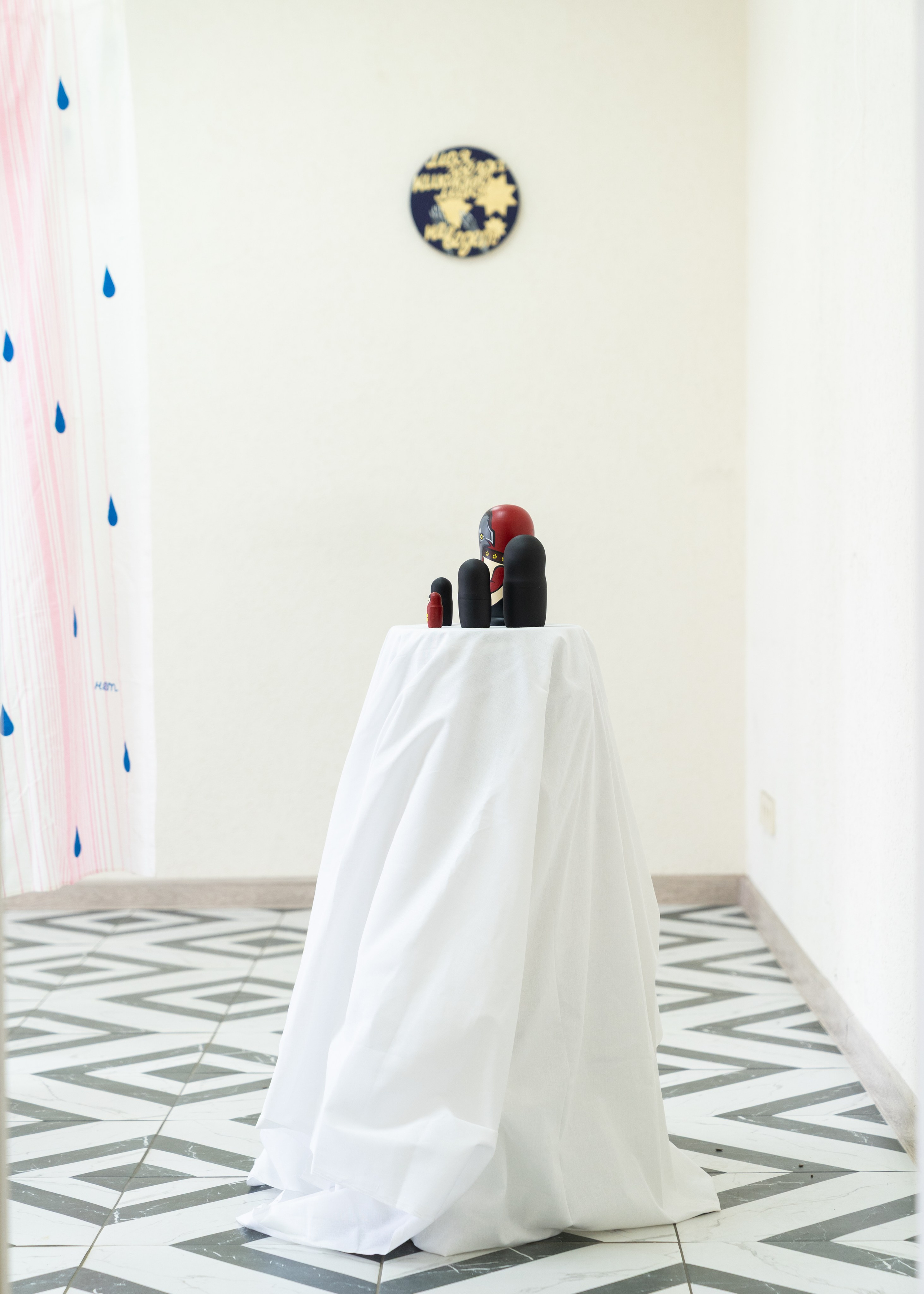 Выставка «Маленький человек» в Нижнем Новгороде. Elena Anosova is an award-winning visual artist