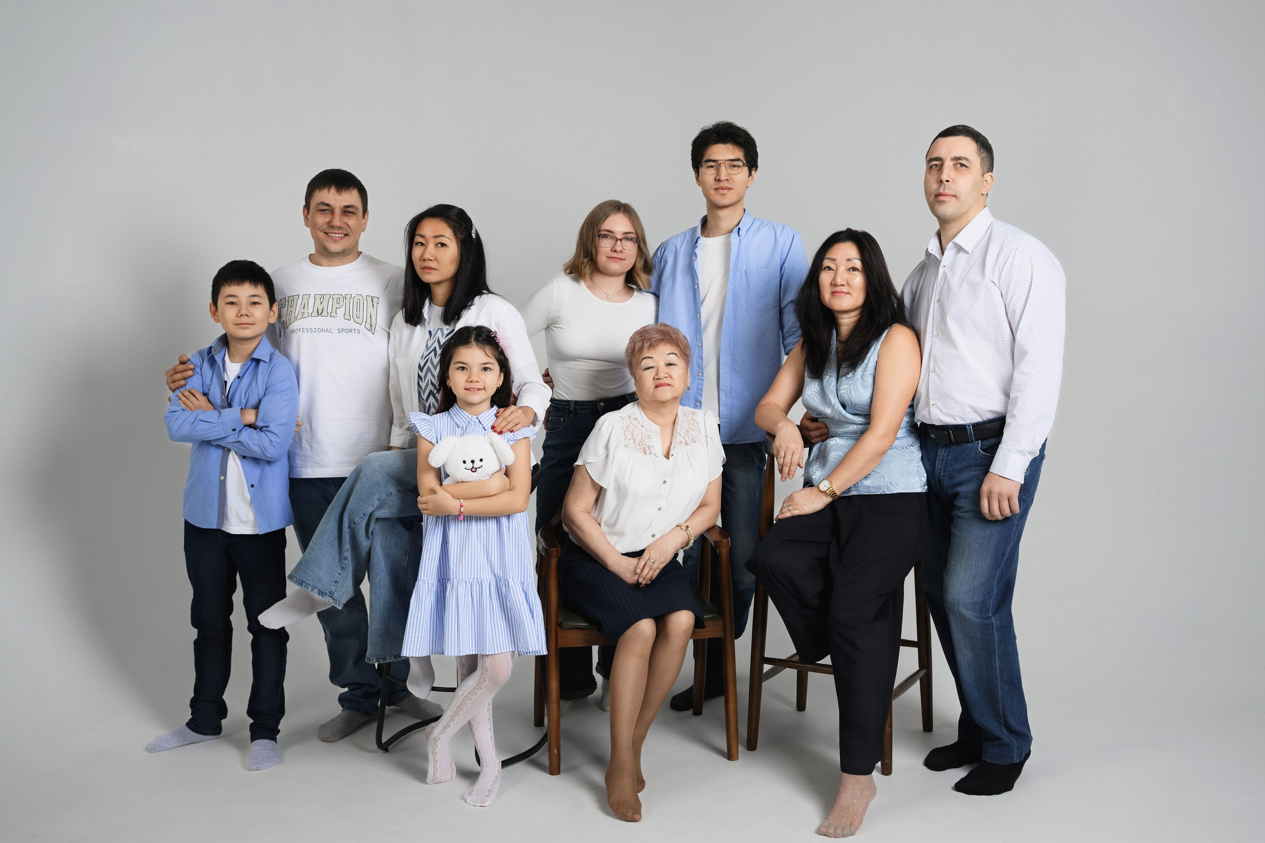 Профессиональная студийная фотосессия семьи. Фотограф Камчатка Тимофей Тимофеенко