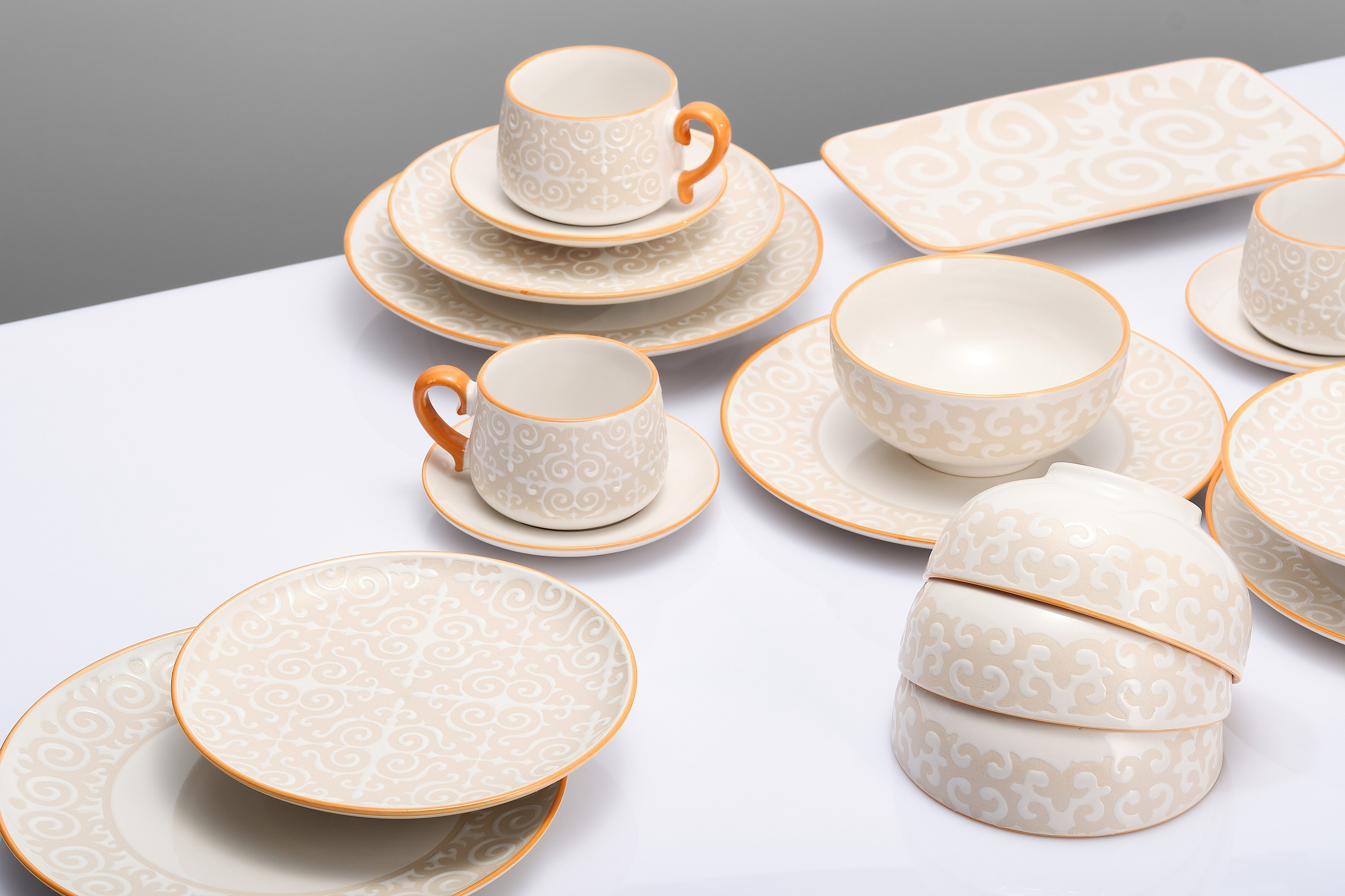 Фотосъёмка для бренда WASEELA: предметная фотография столовой посуды. Фотограф в Алматы Дмитрий Лукьянов. Предметная и рекламная фотосъёмка товаров