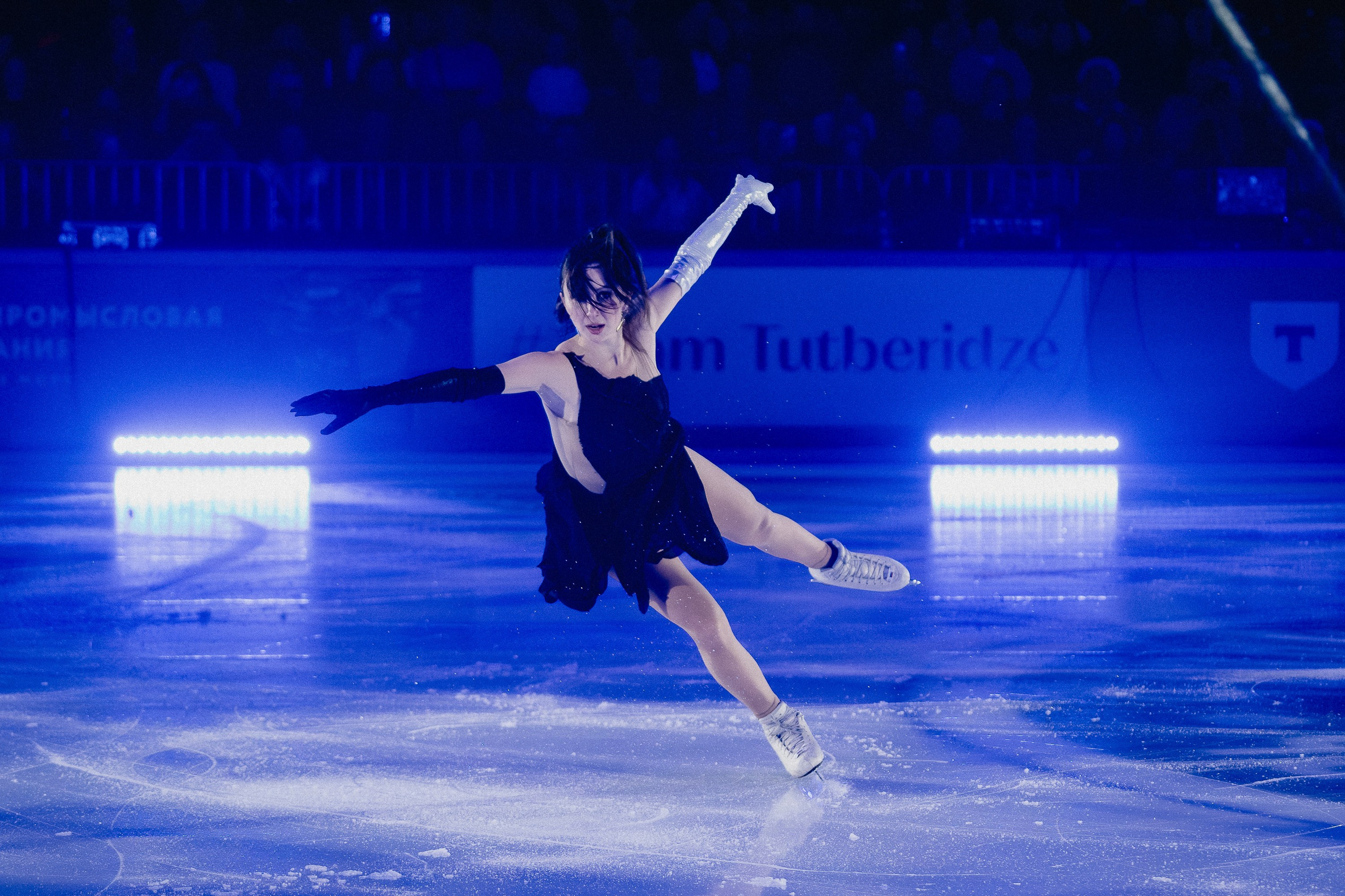 Шоу Этери Тутберидзе в Новосибирске. Воробьева Ксения — Спортивный и танцевальный фотограф Новосибирск