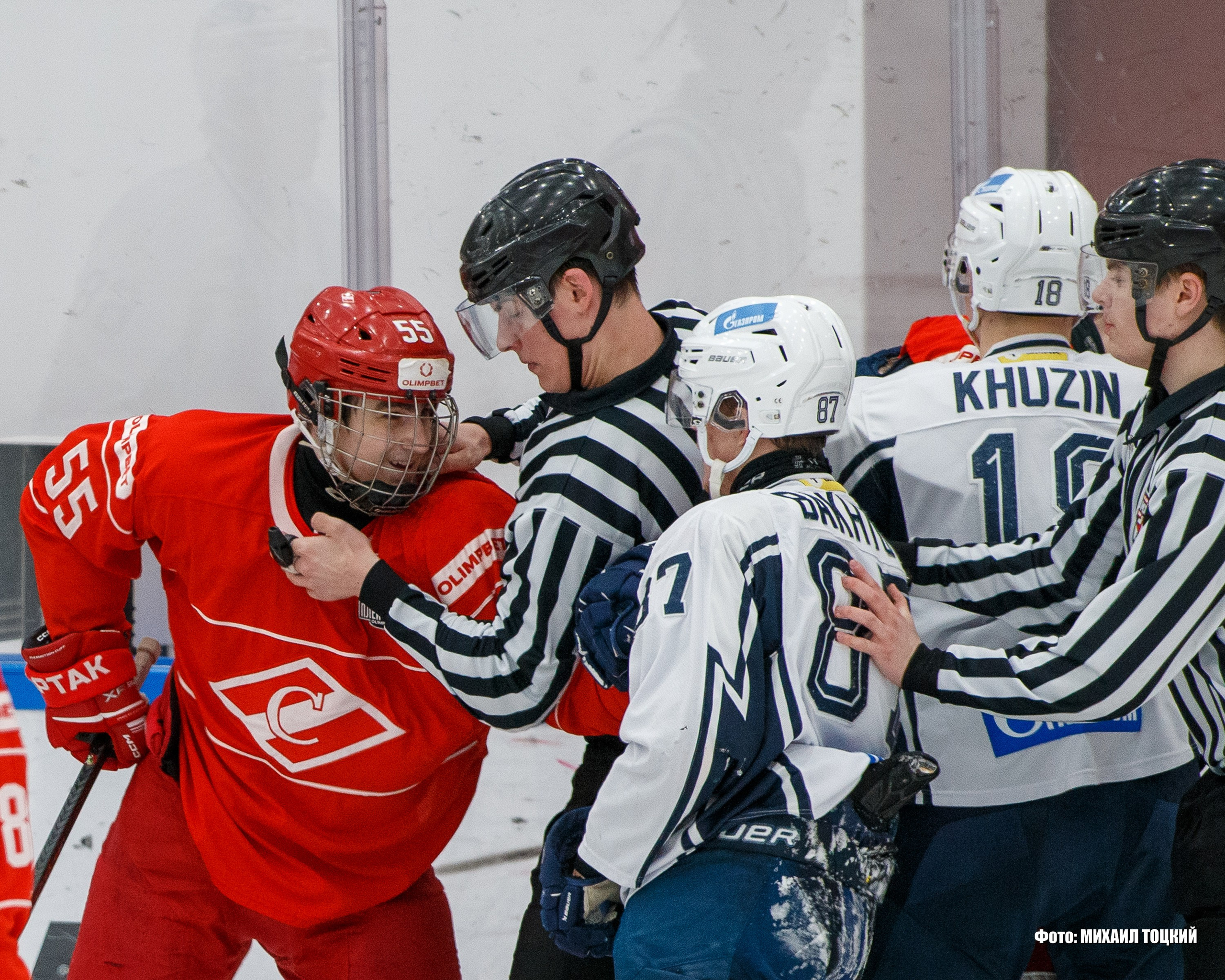 Фоторепортаж Плей-офф МХЛ. МХК Спартак (Москва) — МХК Динамо (Санкт-Петербург). Михаил Тоцкий портретный и репортажный фотограф в Москве