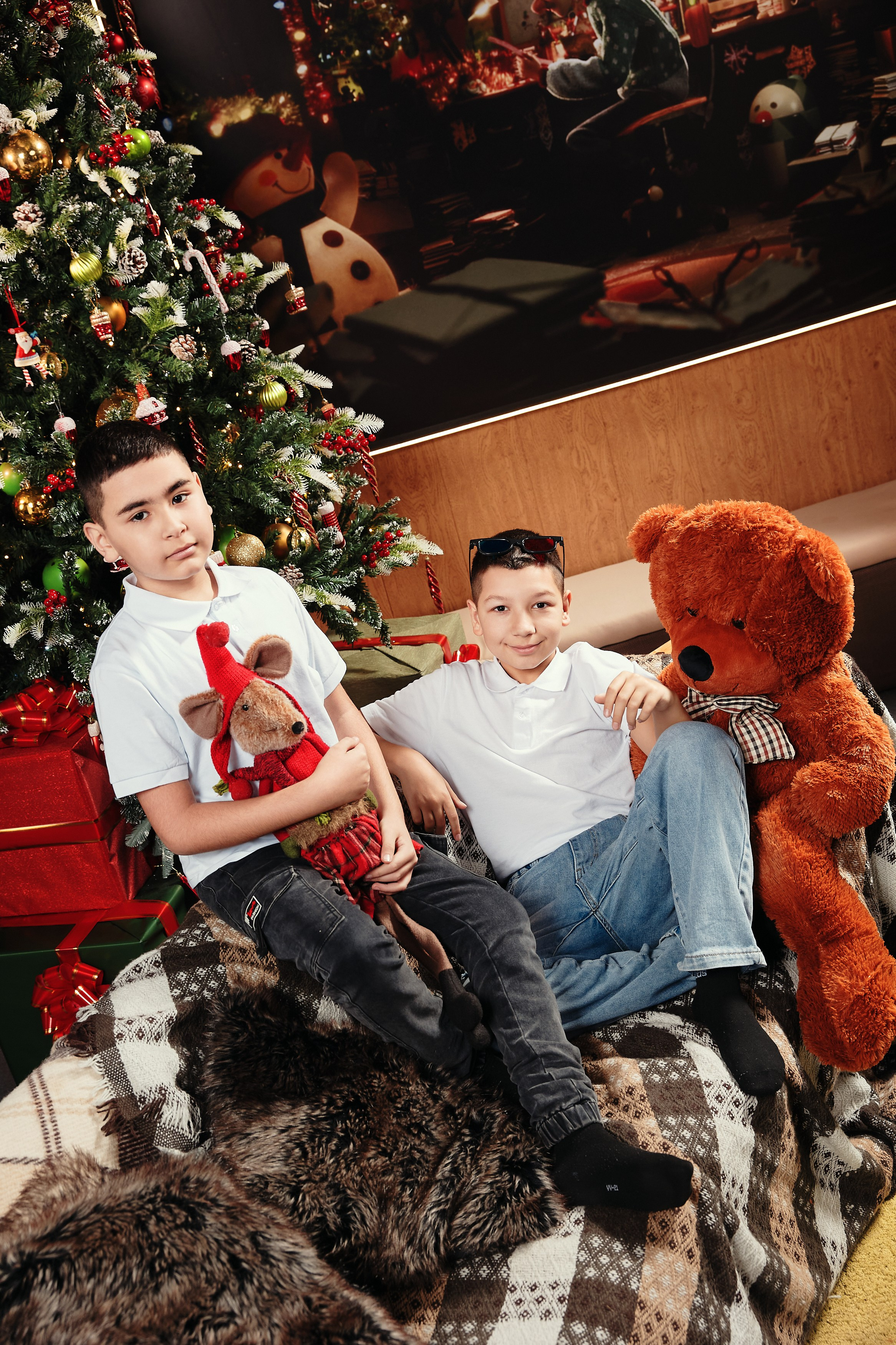 Две семьи под одной крышей