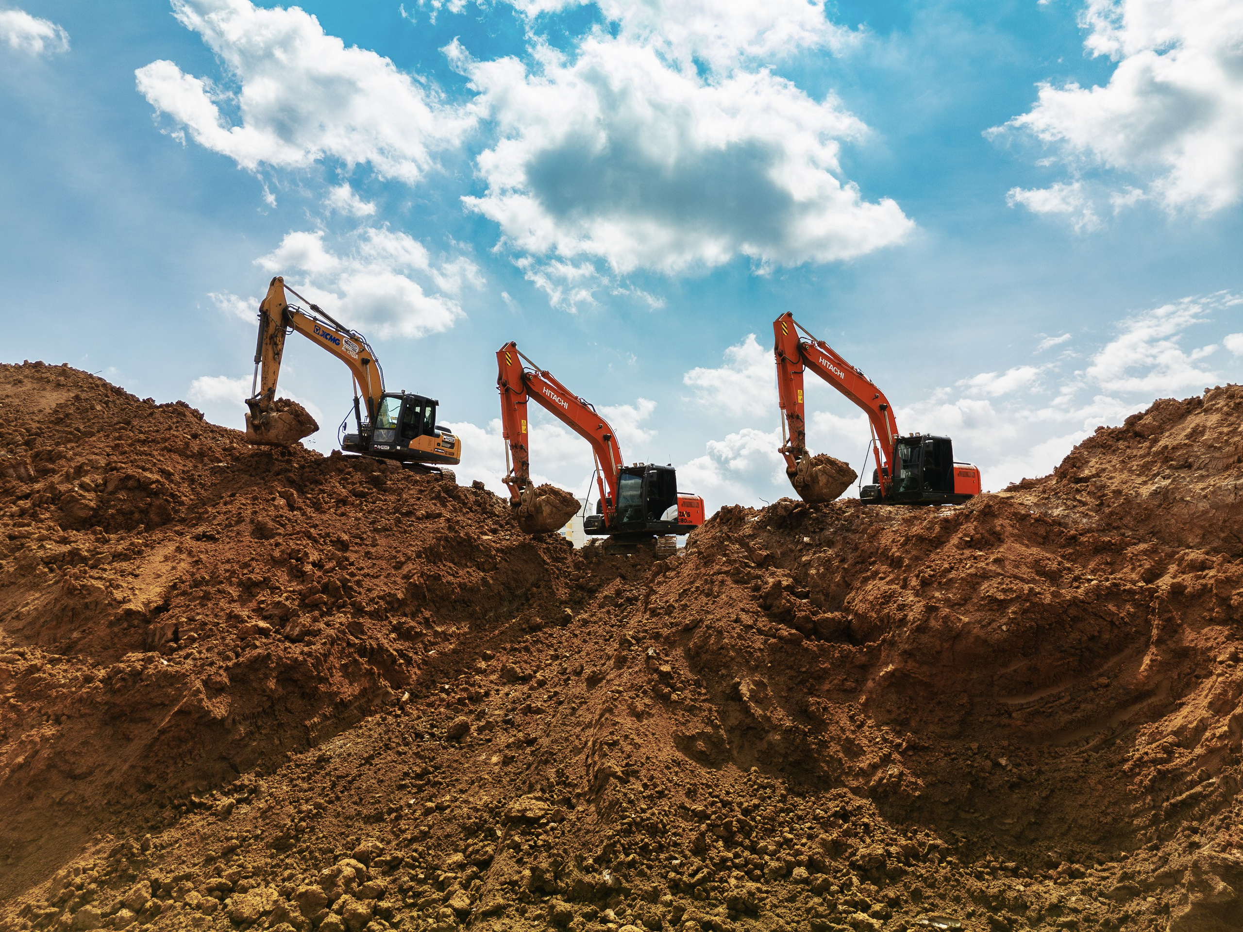 Архитектура и недвижимость. Ход строительства. Съемка с дрона. Профессиональное решение для частных лиц и бизнеса