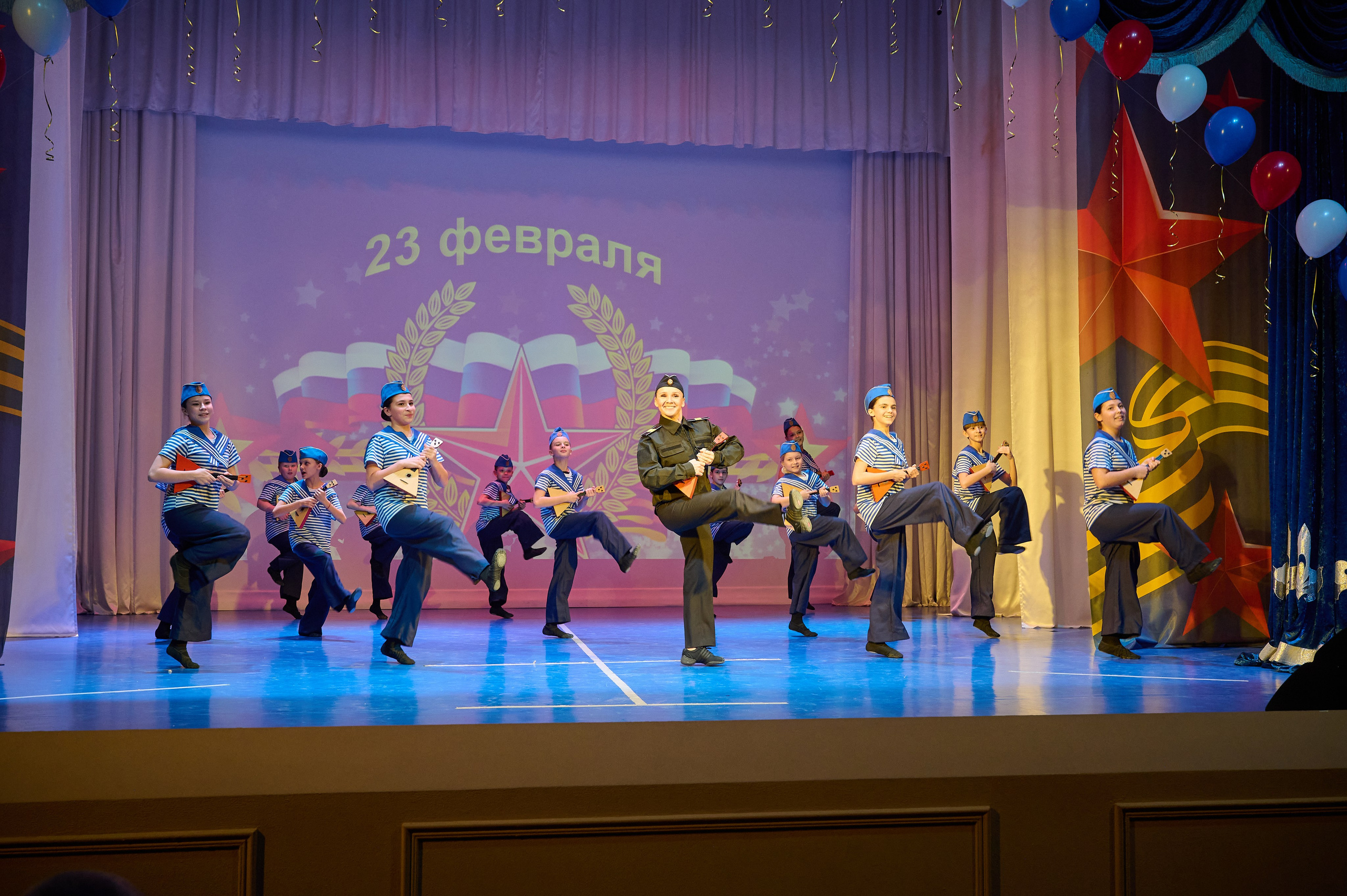 Дк Марьина Роща 23 февраля. Жизнь курорта Кабардинка в фотографиях