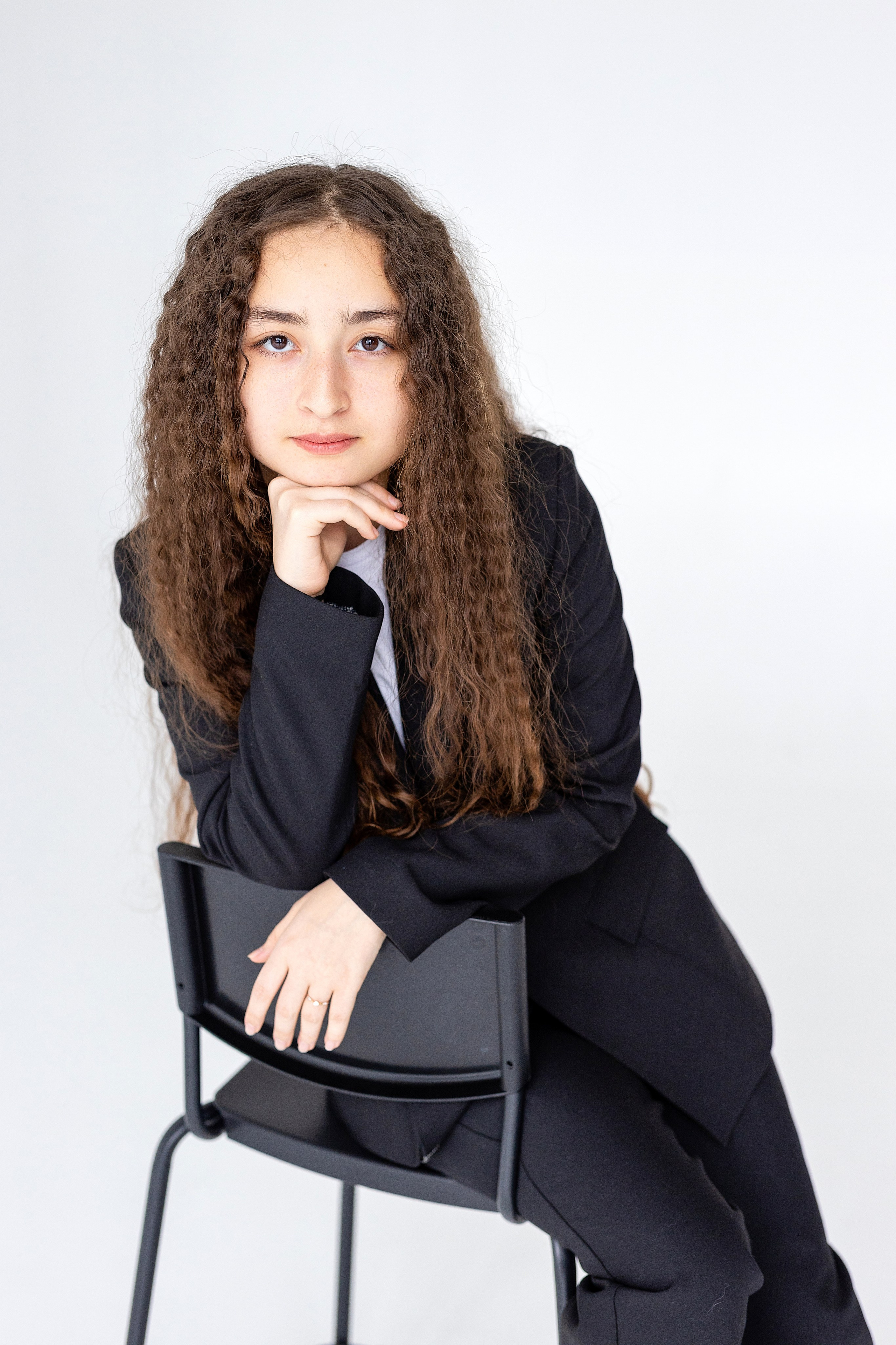 69 Школа, 9 класс. Стильный выпускной альбом Владивосток фотограф Вероника Мигачева