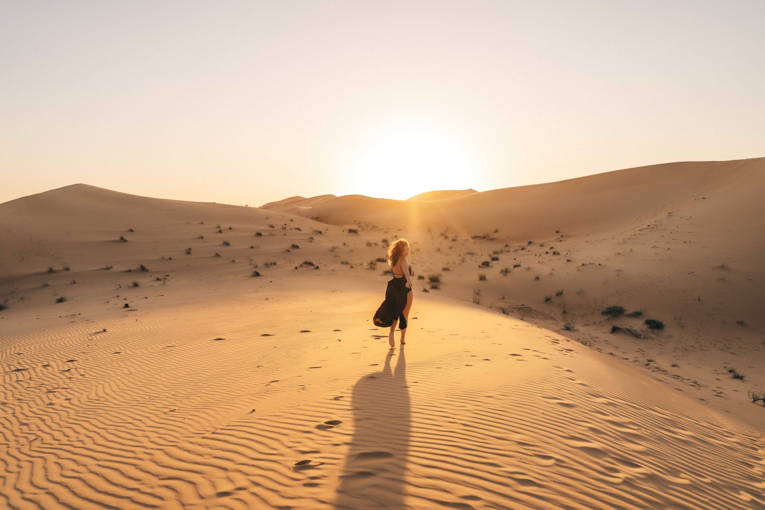 ФОтосессия в пустыне с выездом из Абу-Даби. Фотограф и видеограф в Москве и Абу Даби Мария Кулагина