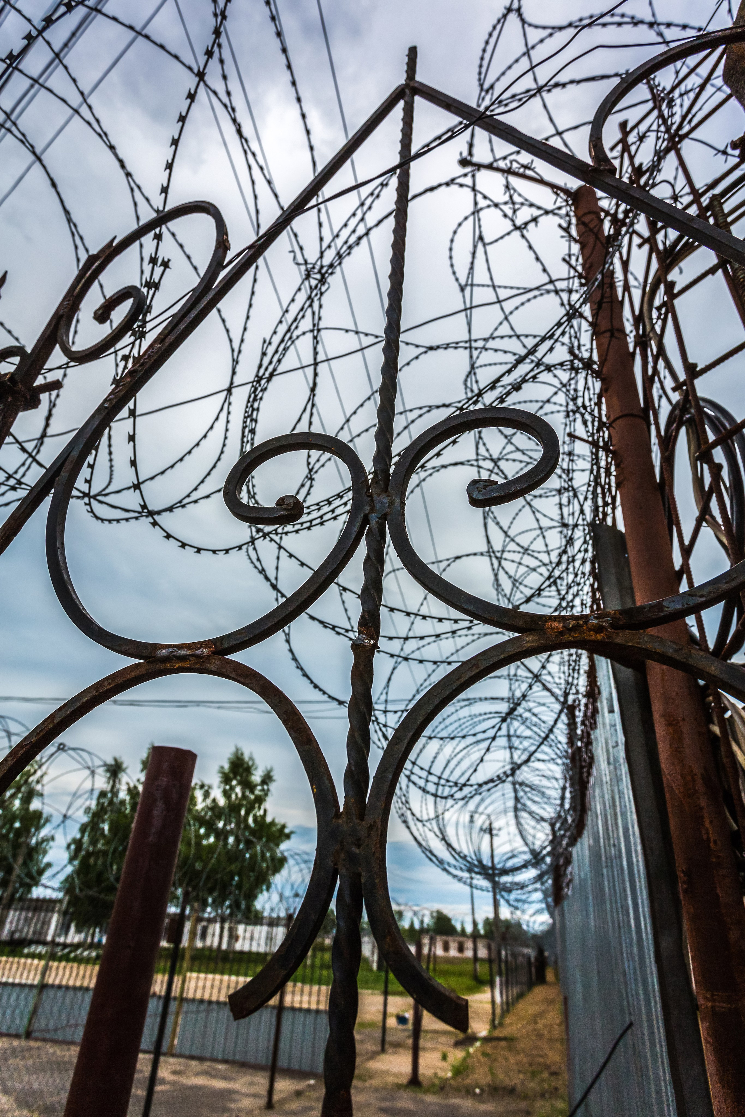 СВЯЗАННЫЕ ОДНОЙ ЗОНОЙ. Контакты