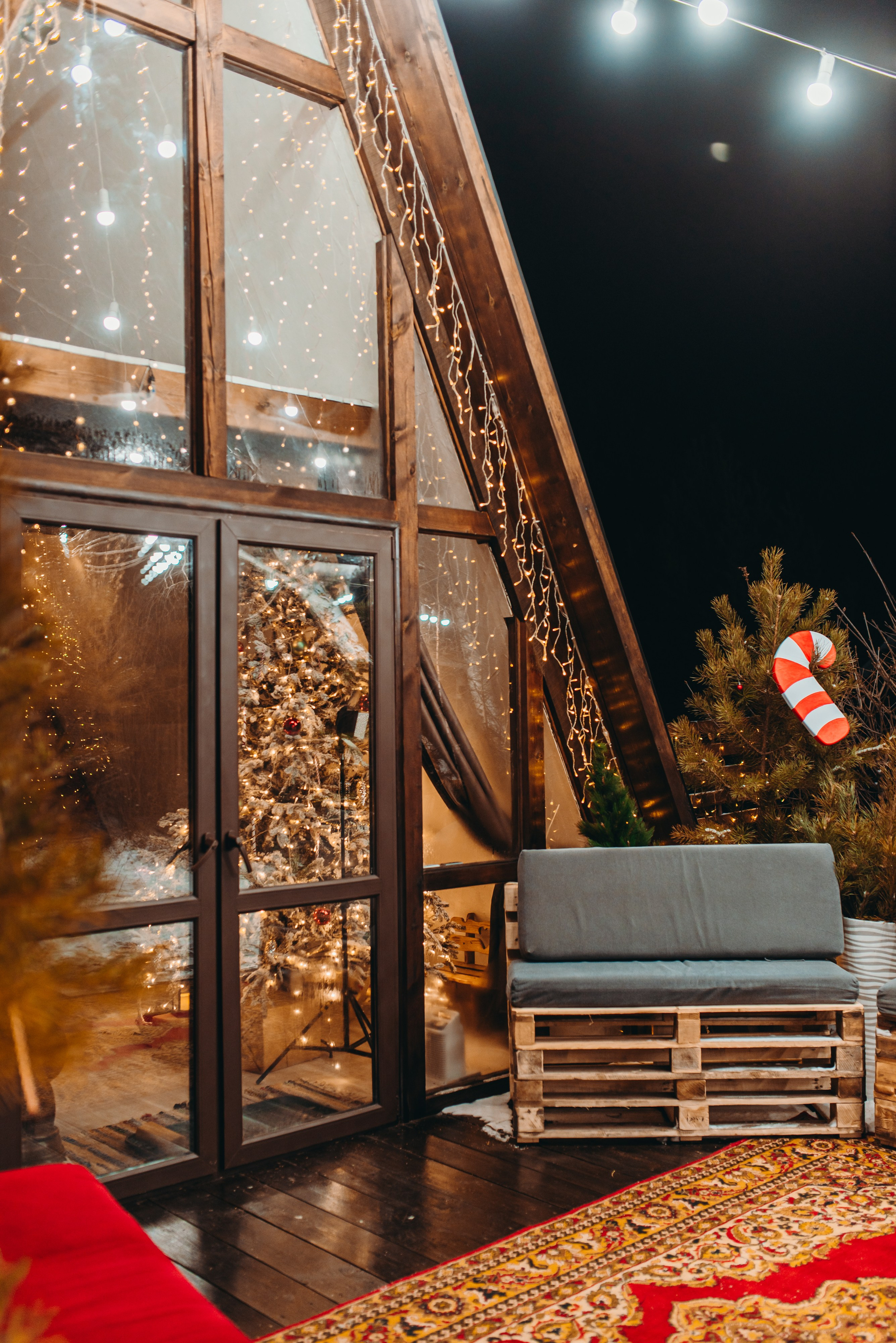 Фотостудия афрейм a-frame треугольная хижина в лесу. Ольга Ли свадебный семейный фотограф Иркутск