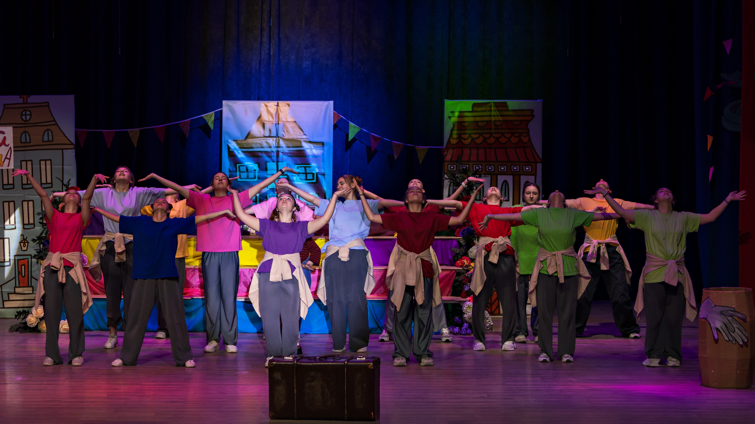 Мюзикл «Пеппи Длинныйчулок». Выпускные альбомы и школьный фотограф в Подольске, Троицке, Щербинке, Москве и Московской области